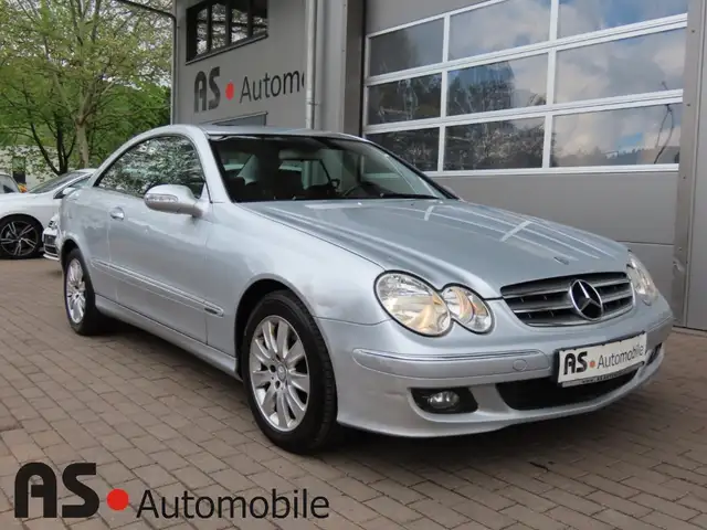 Mercedes-Benz CLK 220 Coupe CDI 2.Hd*Leder*SHZ*Massage*GSHD