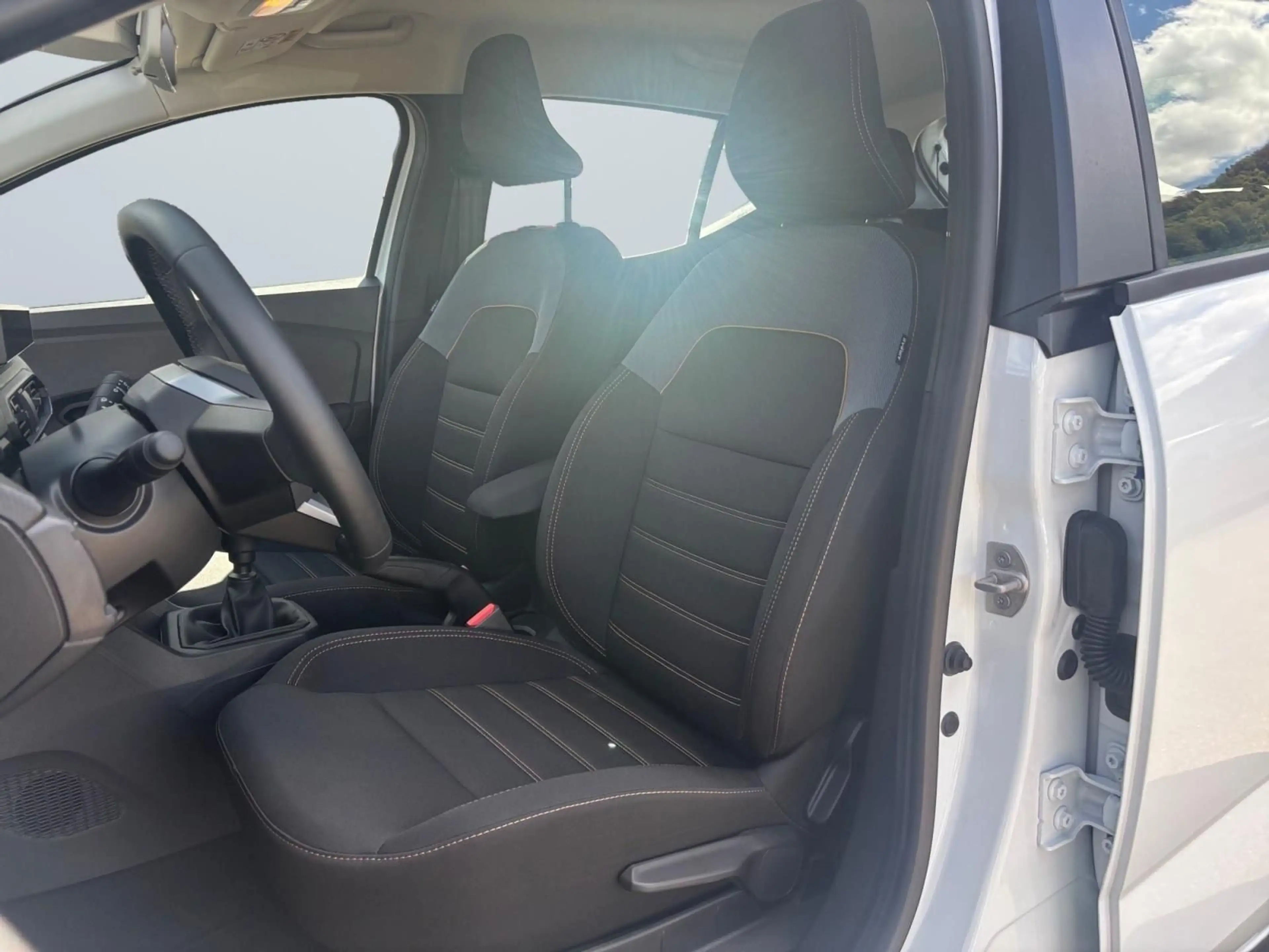 Dacia Sandero III LPG/1.HAND/NUR 2.600 KM/NAVI/KLIMA/E — photo 13