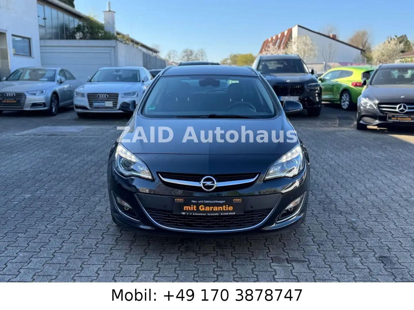 Opel Astra J Sports Tourer Exklusiv mit Autogas LPG Schwarz - 2