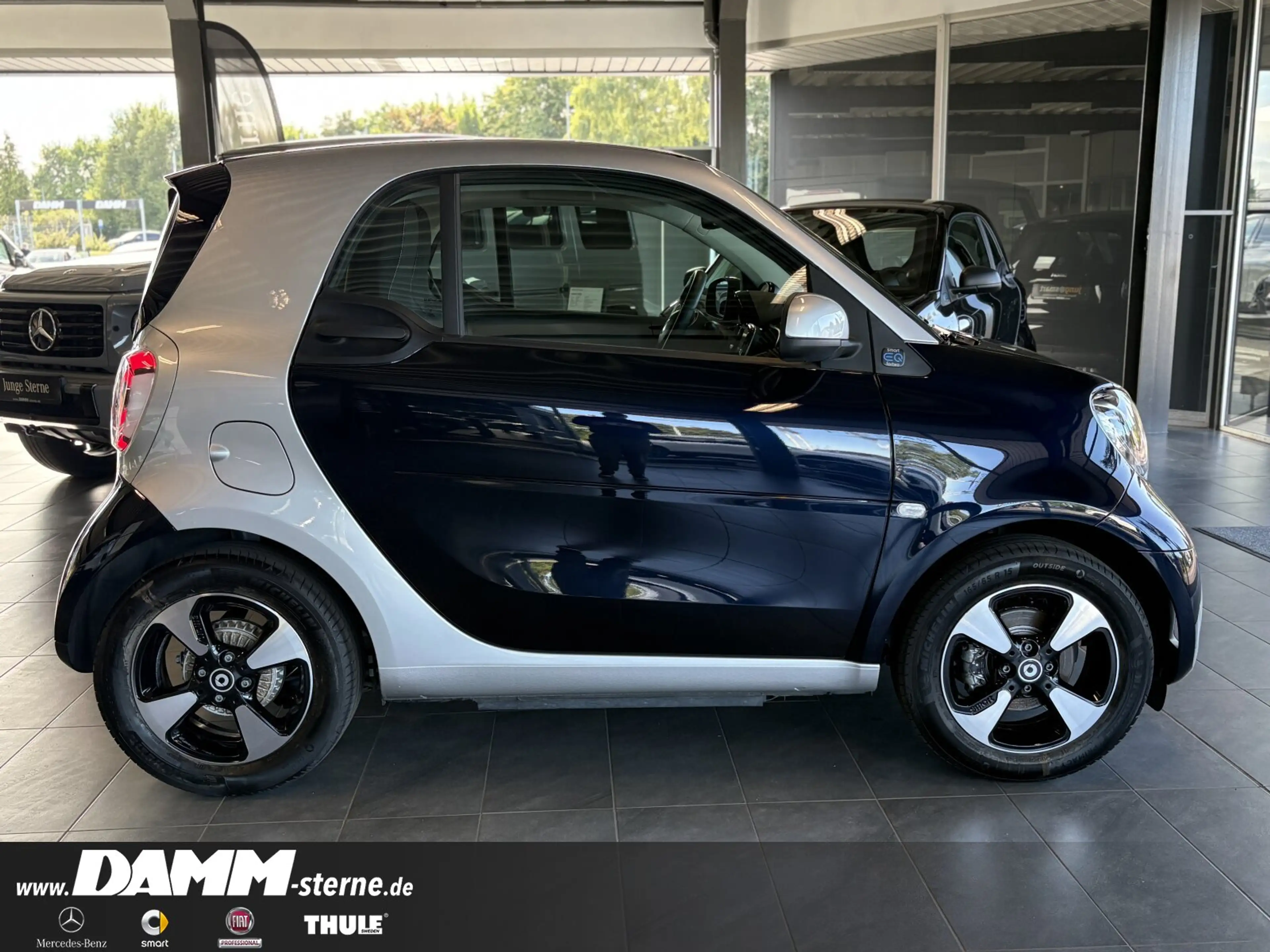 smart forTwo Smart fortwo EQ Passion/Exclusive/LED/22KW/RFK/ — photo 4