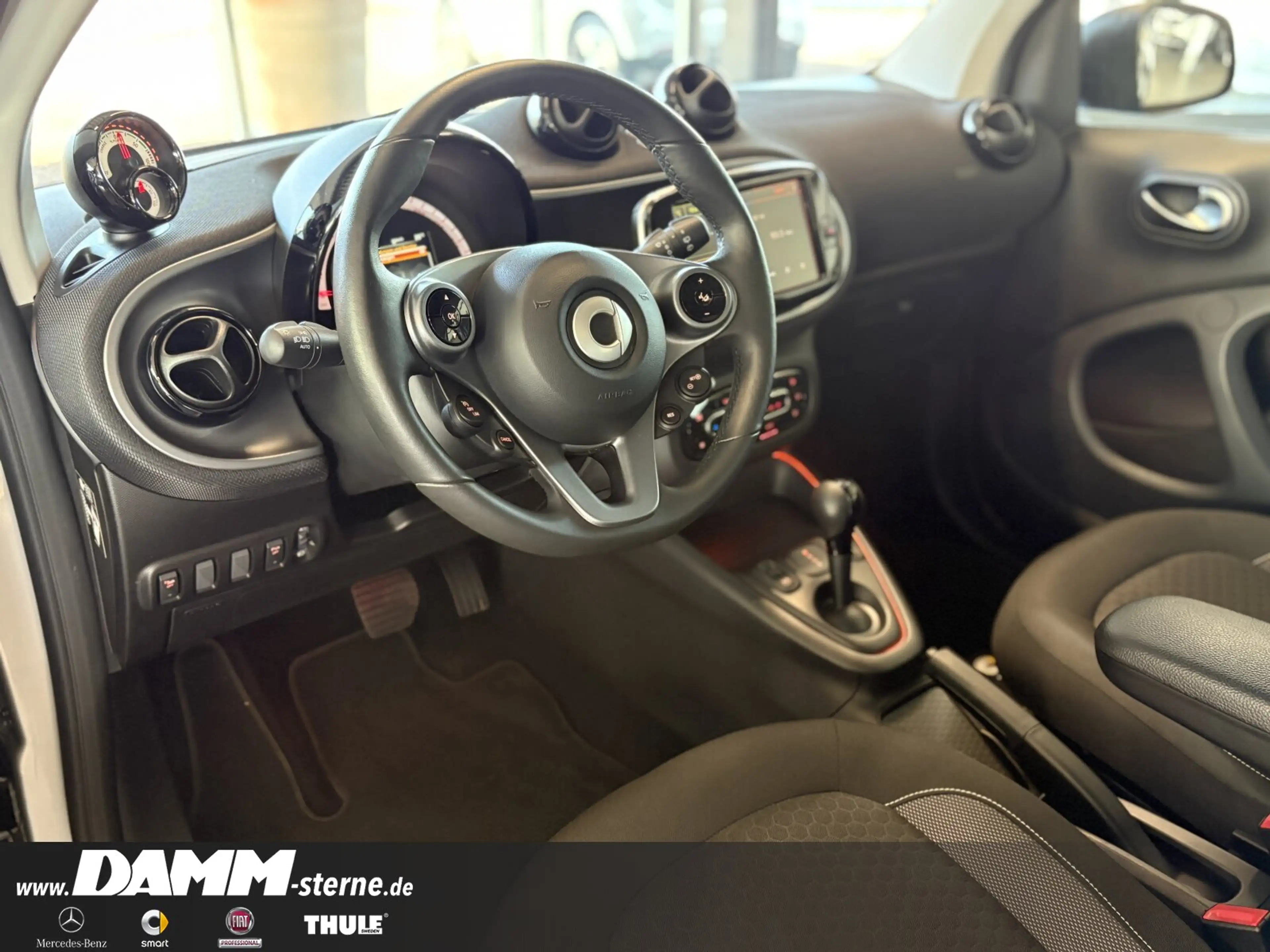 smart forTwo Smart fortwo EQ Passion/Exclusive/LED/22KW/RFK/ — photo 9