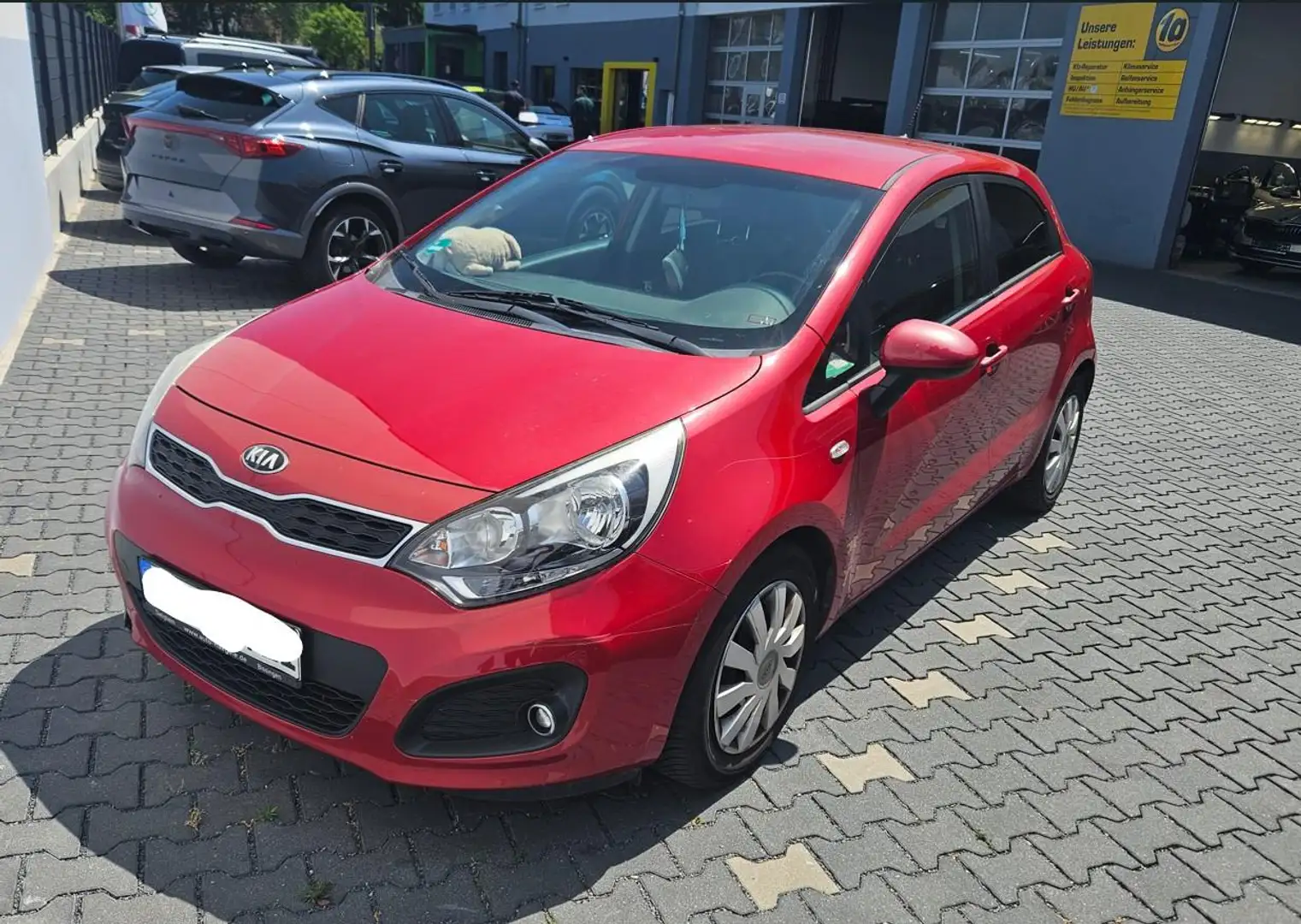 Kia Rio AUTOMATIK  NAVI R-KAM PDC Metall Rot - 1