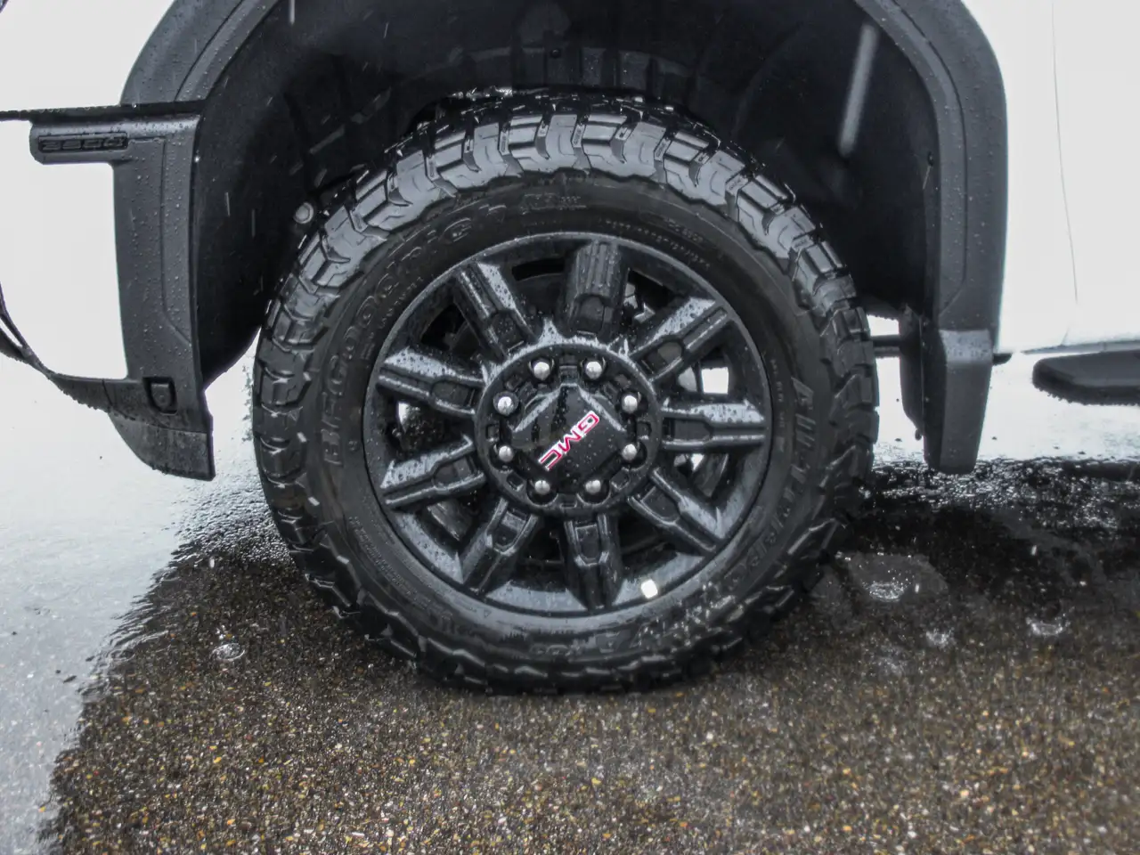 GMC Sierra 2500HD снимка GMC Sierra 2500HD