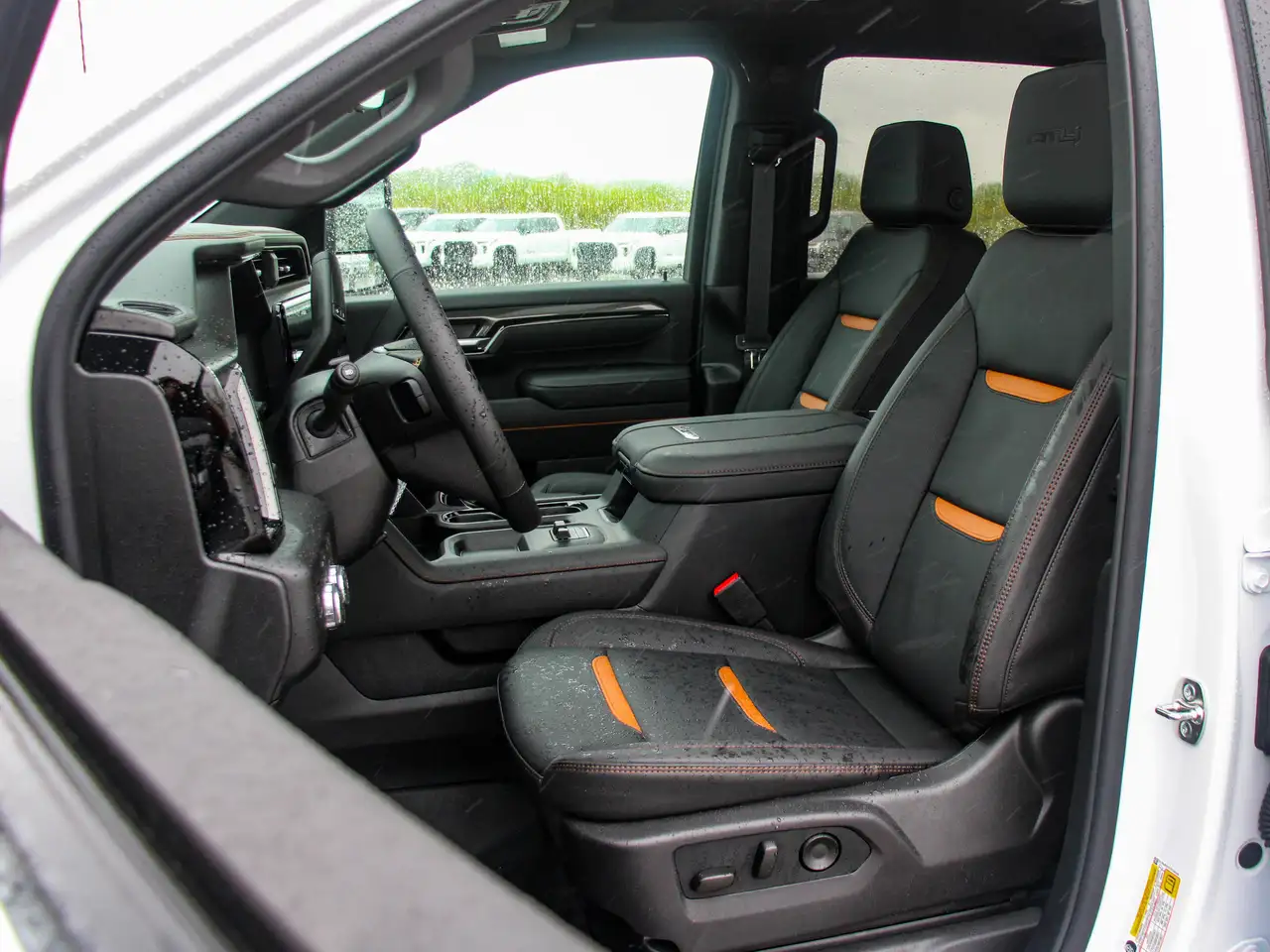 GMC Sierra 2500HD снимка GMC Sierra 2500HD