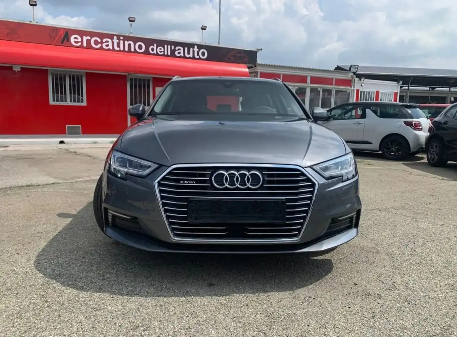 Audi A3 Sportback 40 e-tron s-tronic Grigio - 2