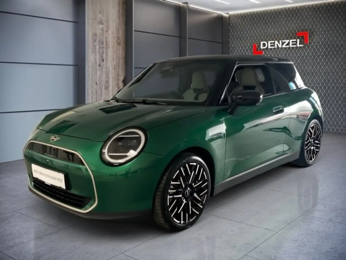 MINI Cooper E J01 HC0 Vert - 1