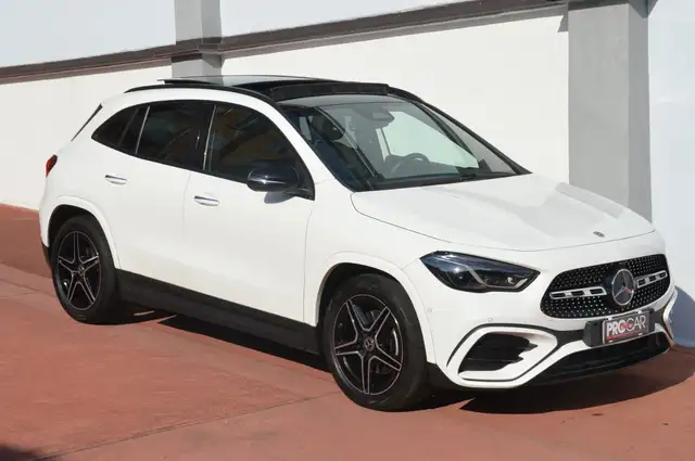 Mercedes-Benz GLA 200 200 AMG Line Premium auto
