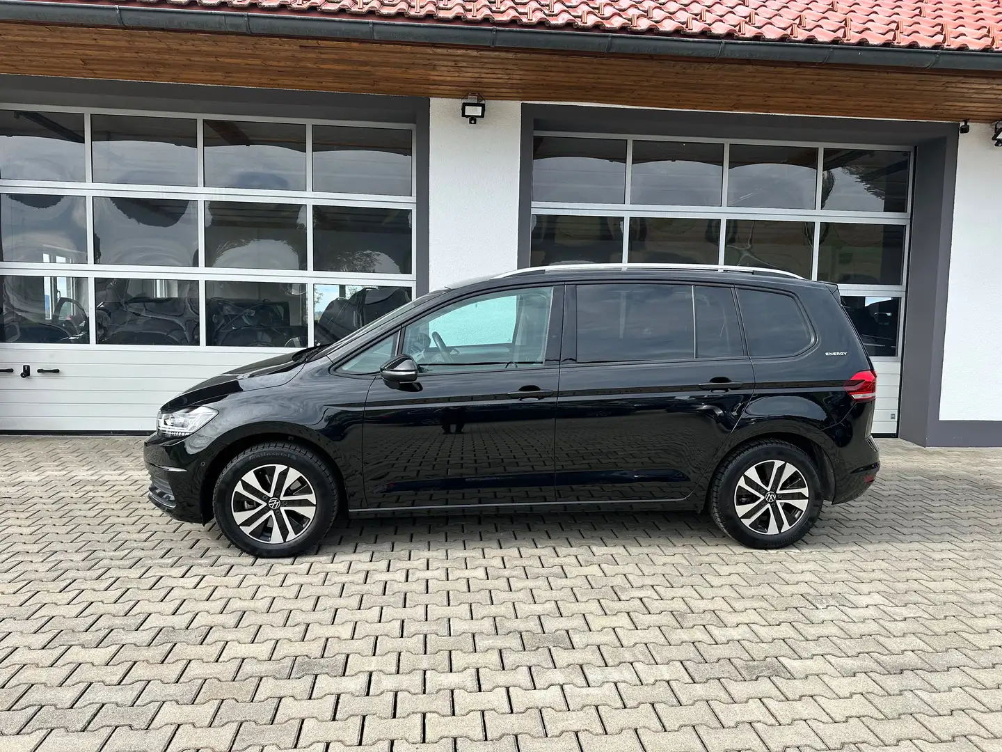 Volkswagen Touran ENERGY 2,0 TDI DSG *7 Sitze*LED*DIGITAL*RFK*WSS-HZ* Schwarz - 2