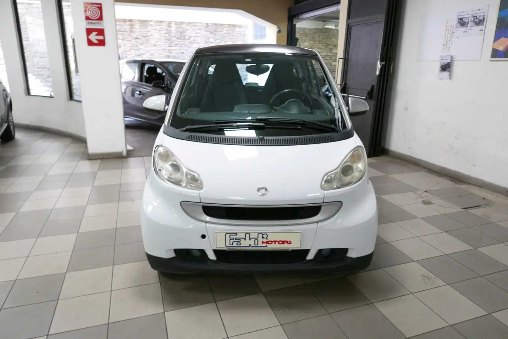 smart forTwo 1000 52 kW coupé passion Bianco - 2