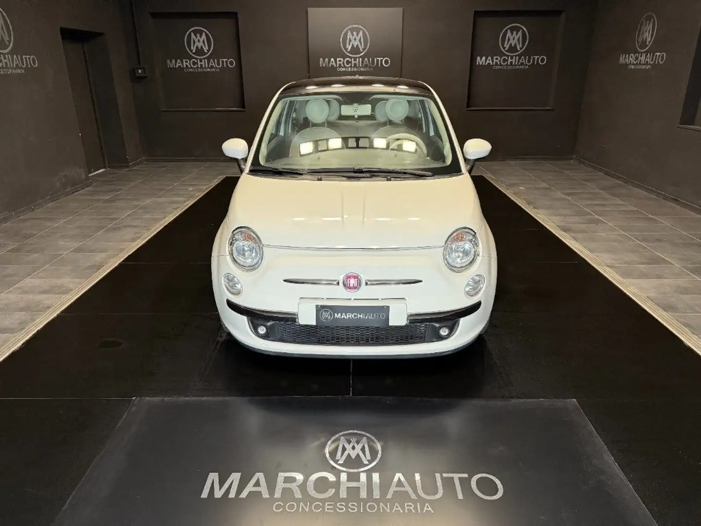 Fiat 500 1.2 Lounge Blanc - 2