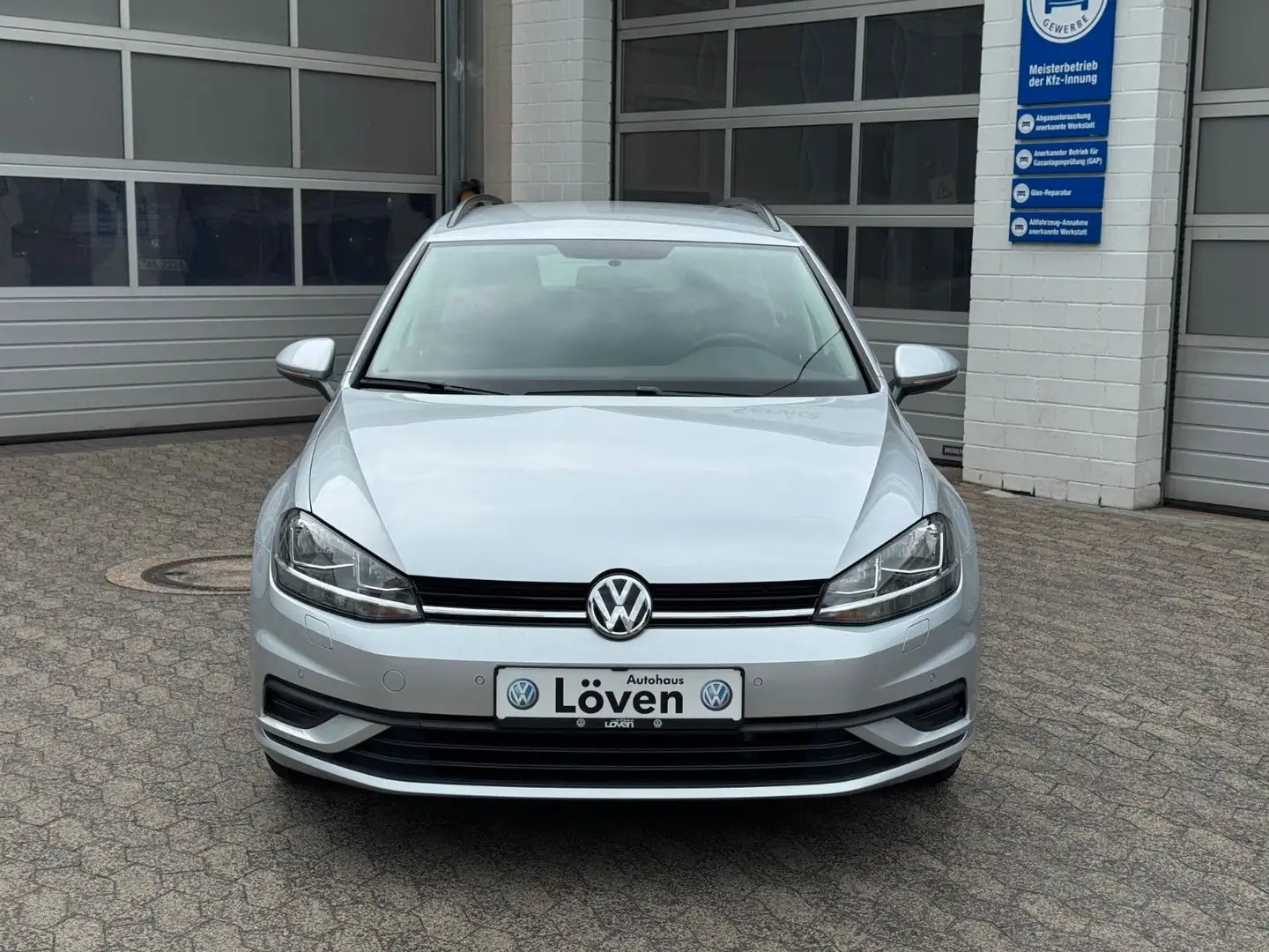 Volkswagen Golf VII Variant 1.0 TSI Trendline|Navi|SHZ|Temp Zilver - 2