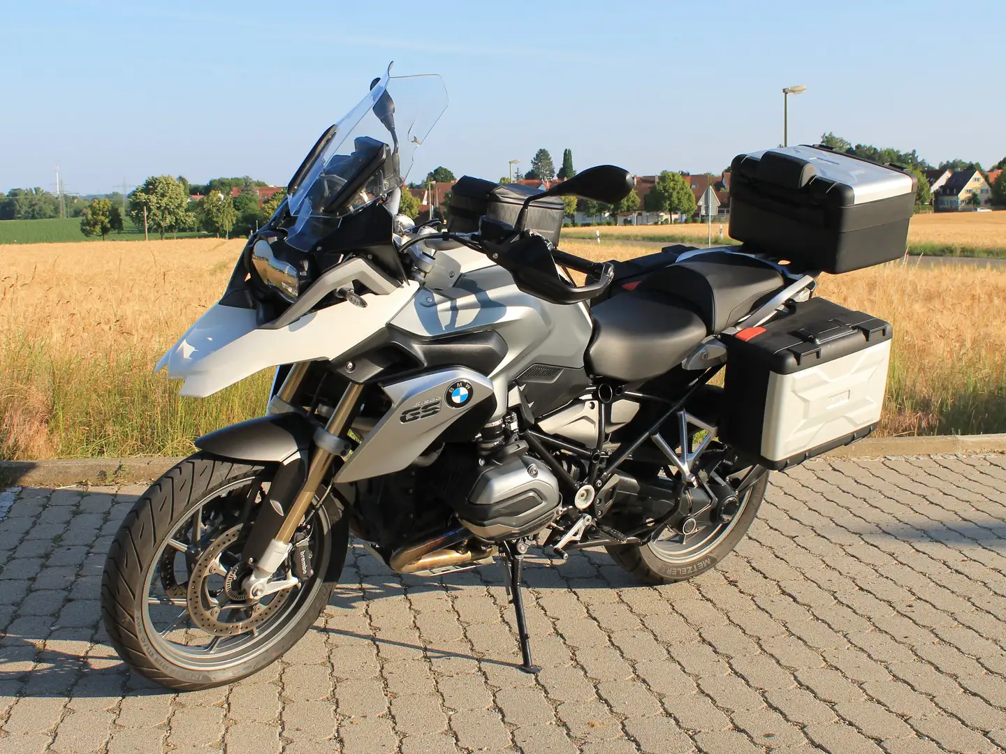 BMW R 1200 GS LC 3 Pakete, Schaltassistent, Navi, alle Koffer Weiß - 2