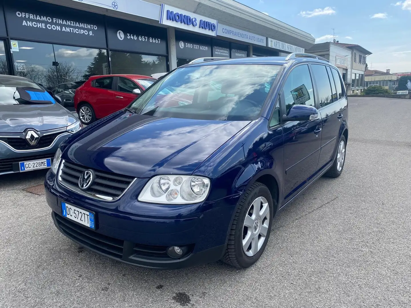 Volkswagen Touran 1.6 Trendline CL 102cv GPL Blau - 1