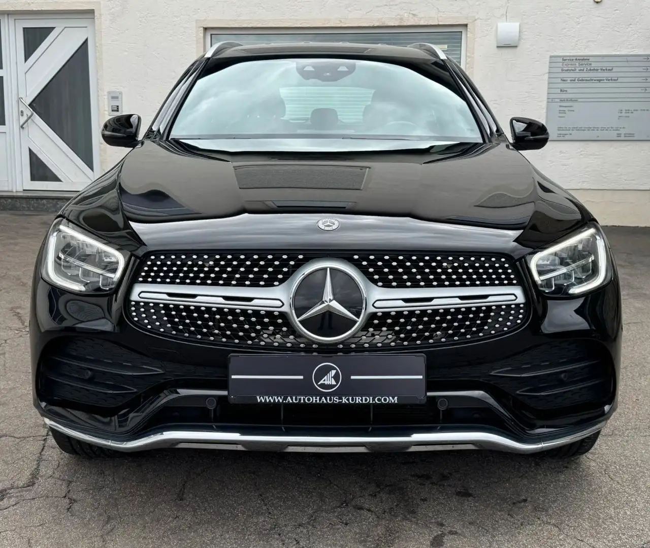Mercedes-Benz GLC 220 d Noir - 2