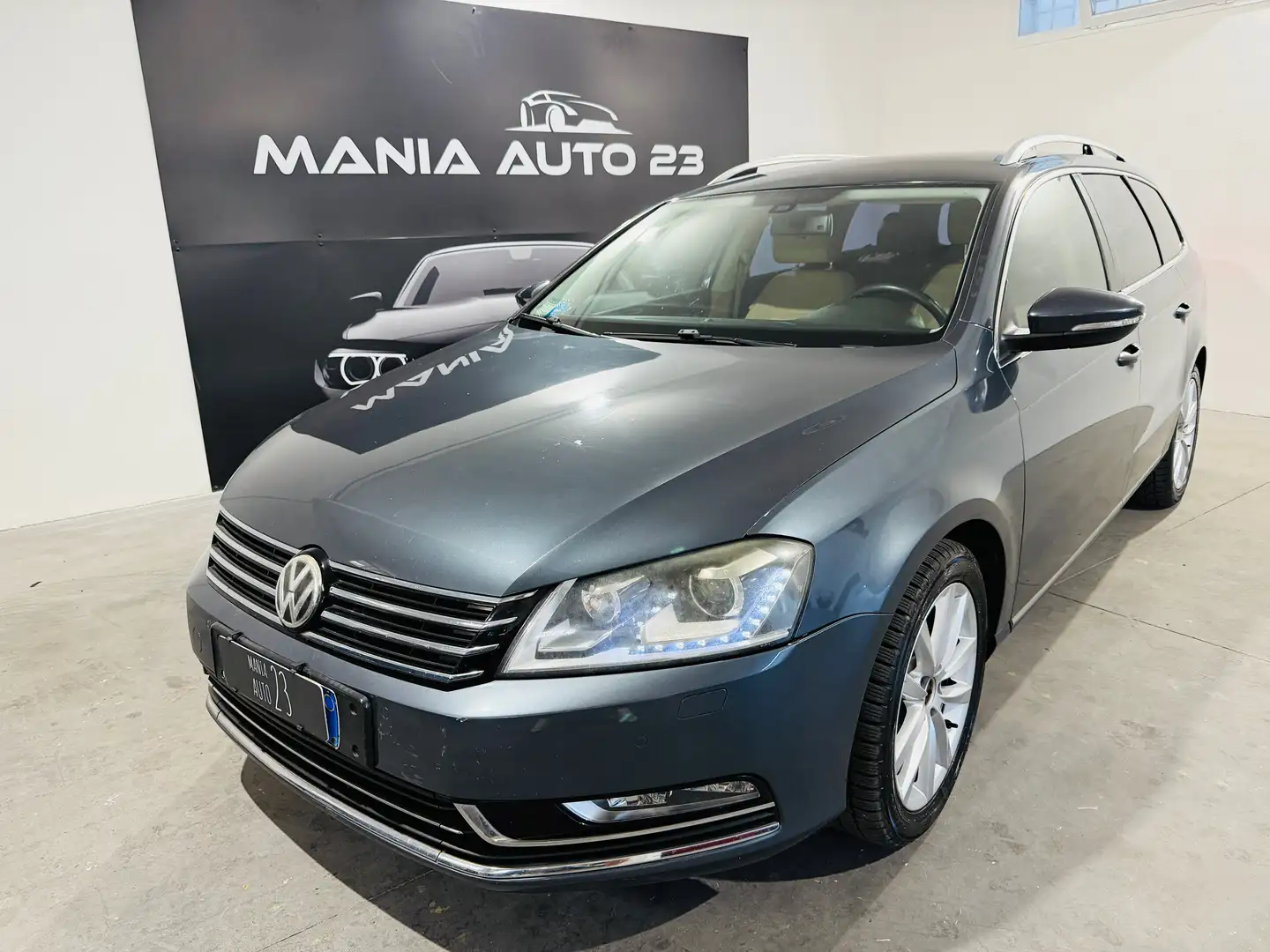 Volkswagen Passat Variant Passat Variant 2.0 tdi Highline dsg*140 CV* Grigio - 1