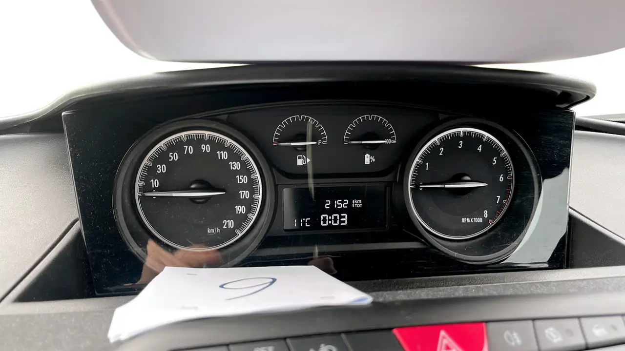 Lancia Ypsilon 2023 — фото 11