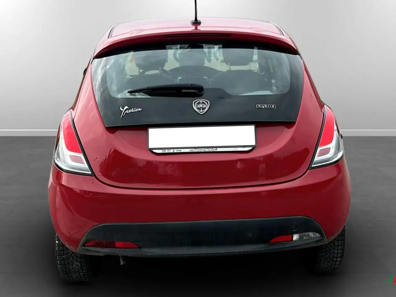 Lancia Ypsilon 2023 — фото 8