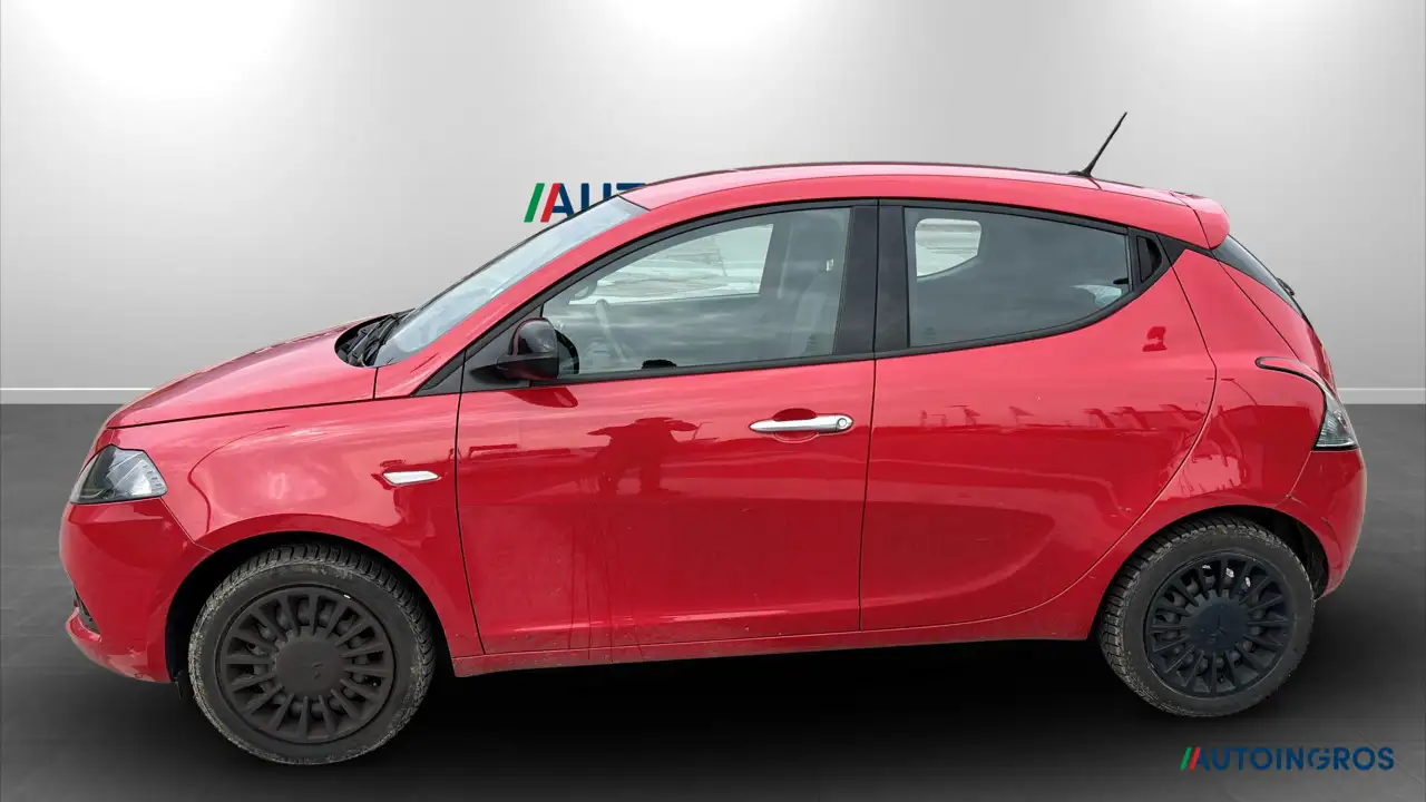 Lancia Ypsilon 2023