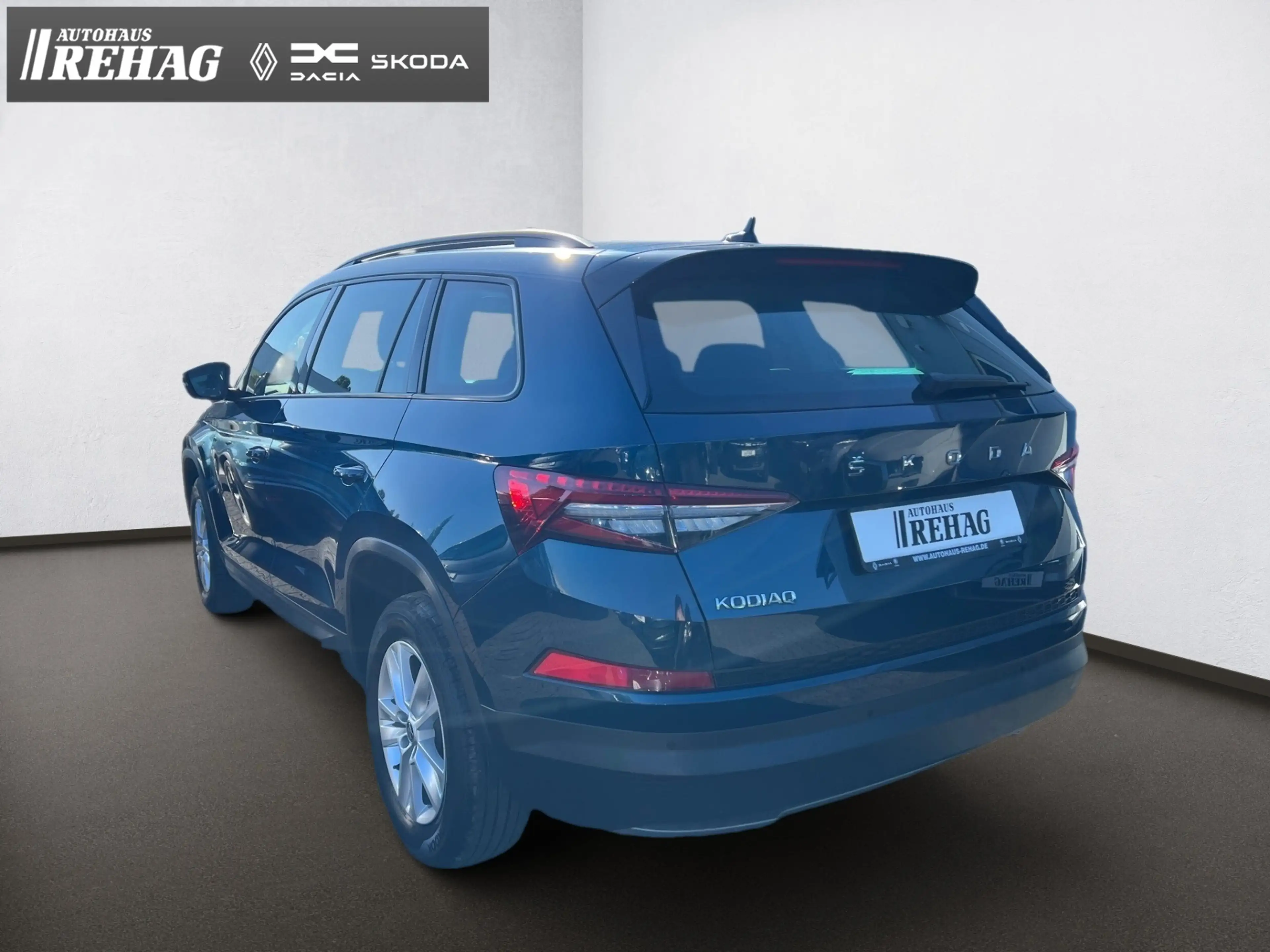 Skoda Kodiaq 2.0 TDI DSG 110kW Ambition *AHK*PDC*NAV* — photo 3