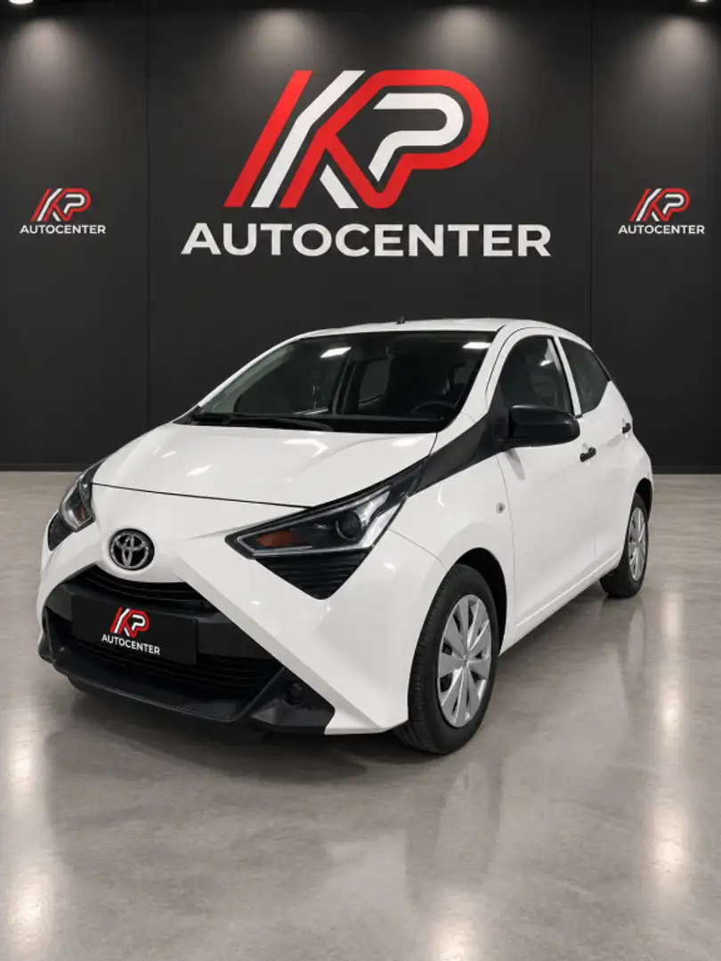 Toyota Aygo 70 x-play Blanco - 1