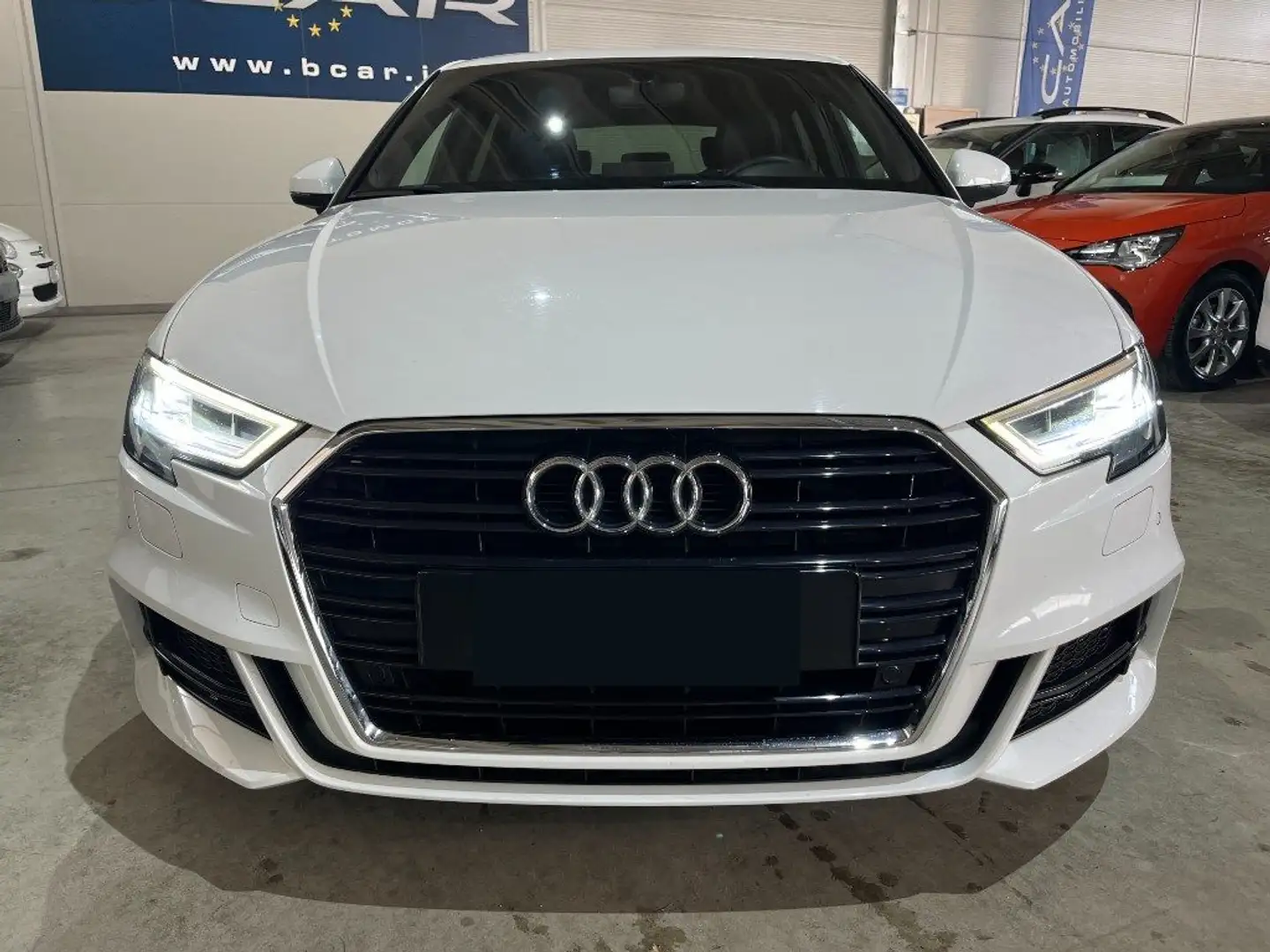 Audi A3 SPB TDI 150CV Sline "18 S line/FULL LED/NAVIGAT. Bianco - 2