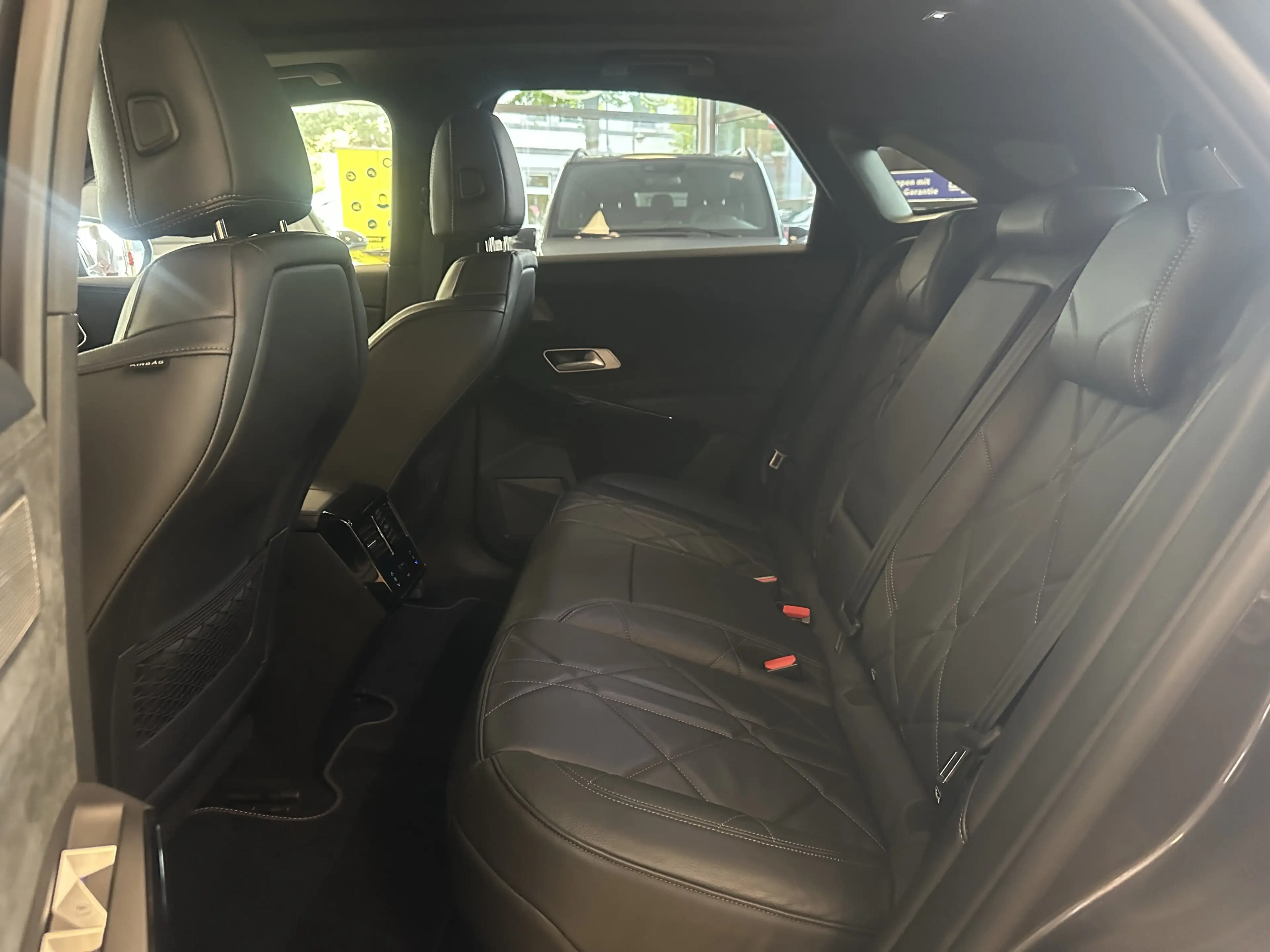 DS Automobiles DS 7 Crossback Nacht*Pano*SHZ+BLÜ*360*FOCAL*Leder — photo 15