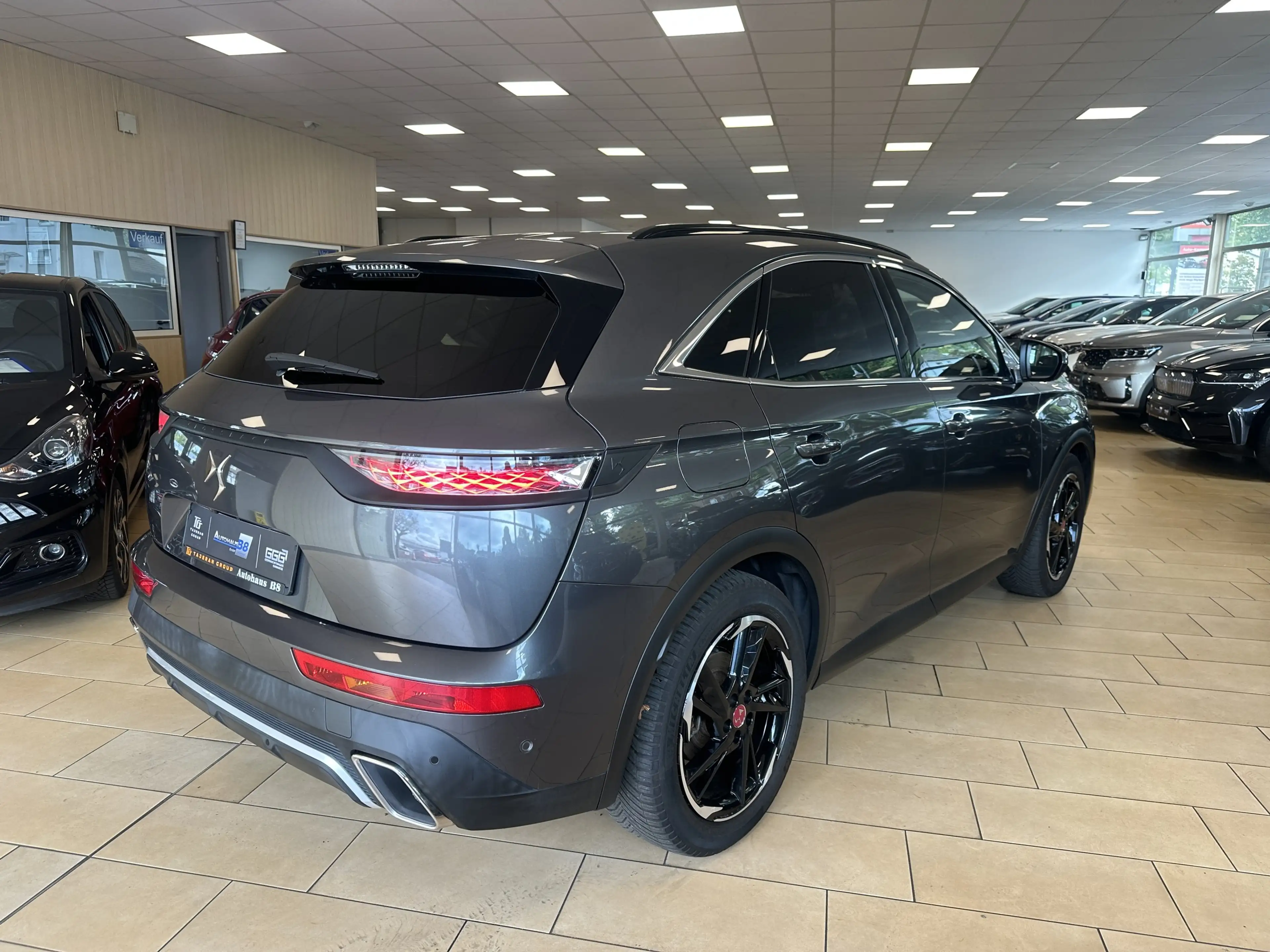 DS Automobiles DS 7 Crossback Nacht*Pano*SHZ+BLÜ*360*FOCAL*Leder — photo 5