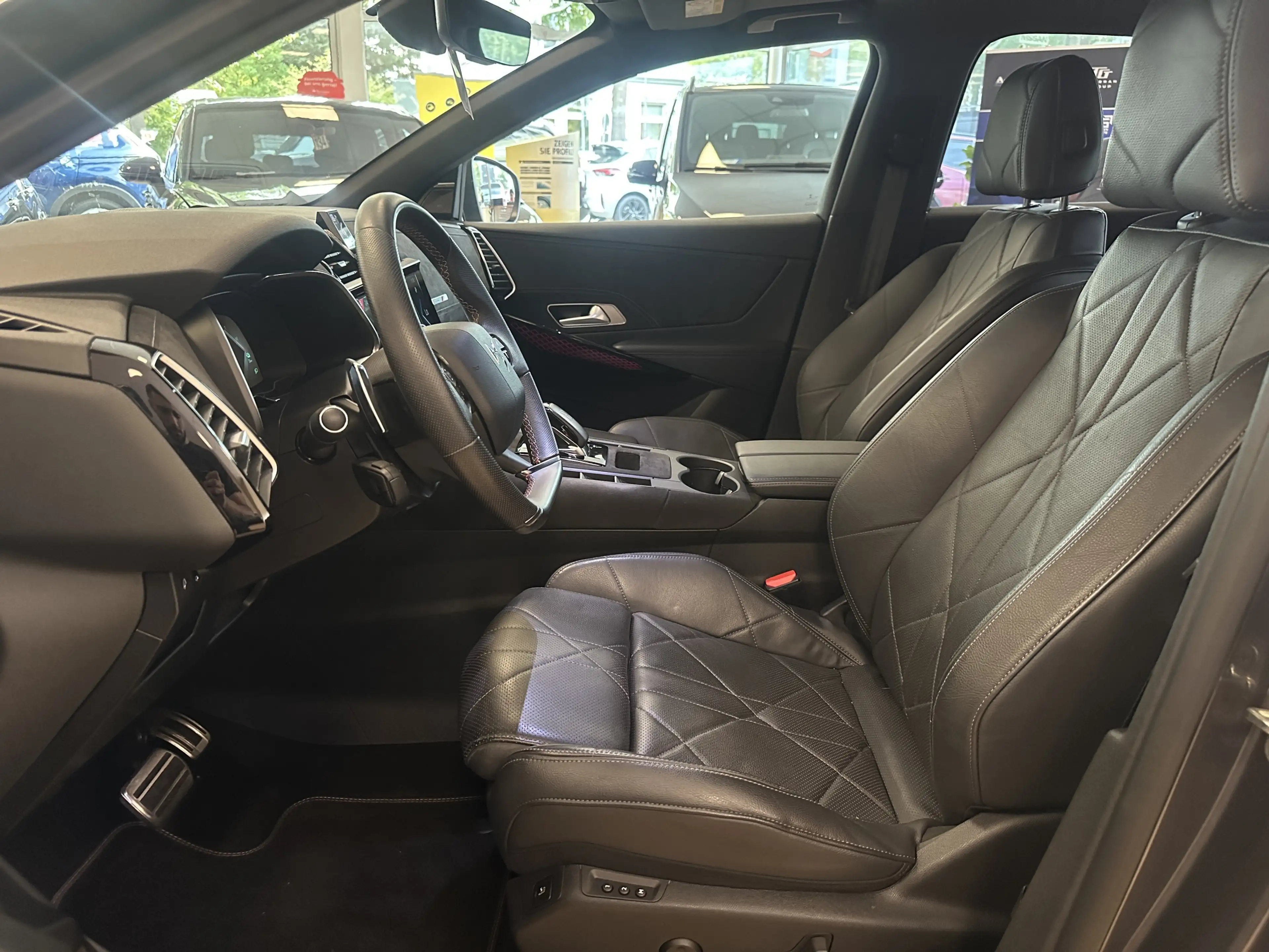 DS Automobiles DS 7 Crossback Nacht*Pano*SHZ+BLÜ*360*FOCAL*Leder — photo 12