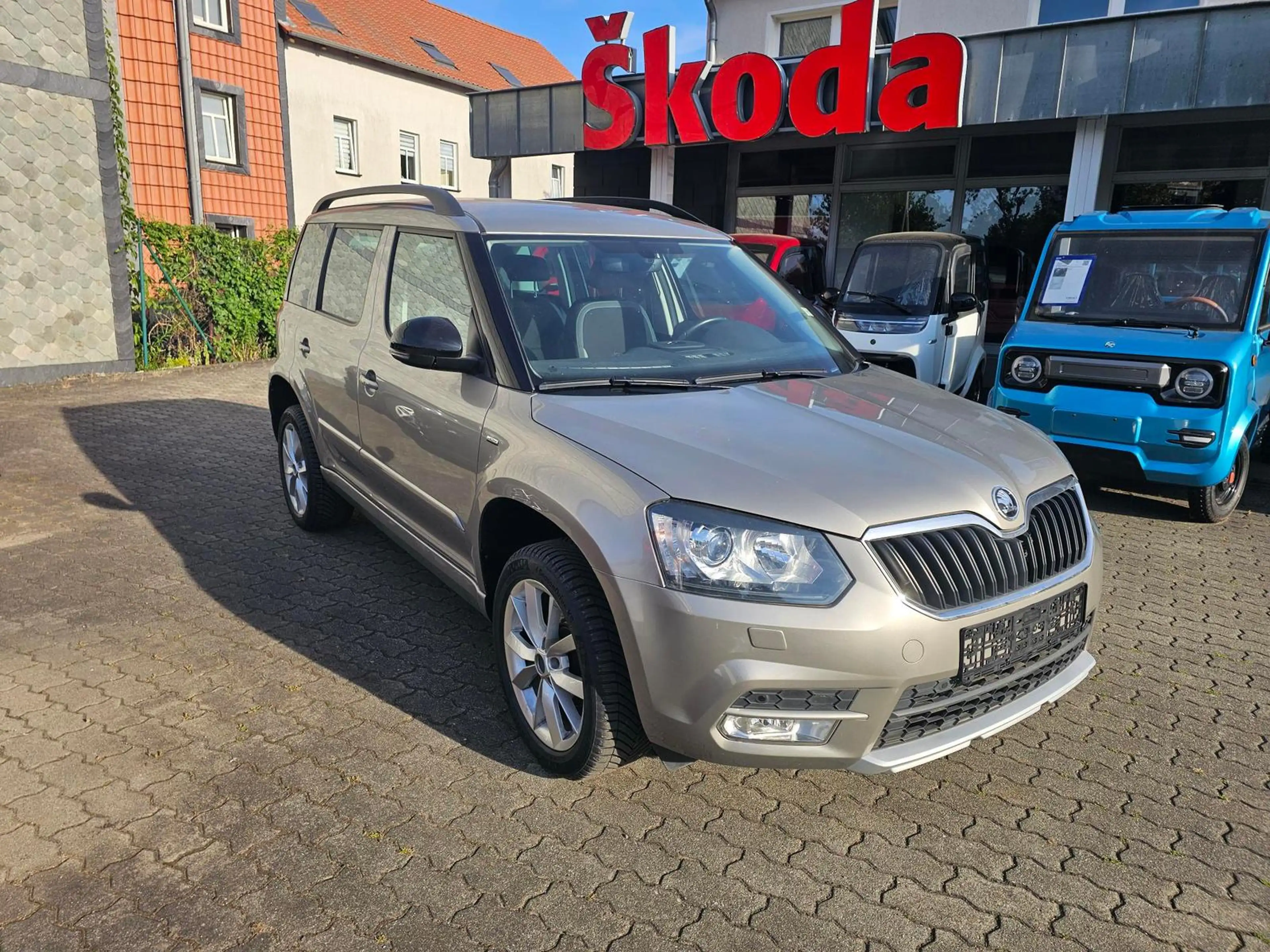 Skoda Yeti 1.2 TSI JOY+Bi-XENON+CLIMATRONIC+ALU+1.HAND — photo 2