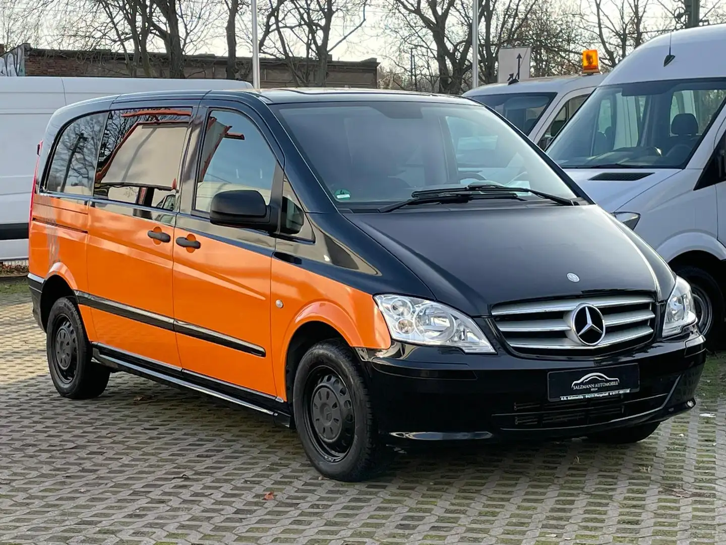 Mercedes-Benz Vito 116 CDI//Mixto//Aut.//AHK 2,5t//KLIMA//TOP Schwarz - 1