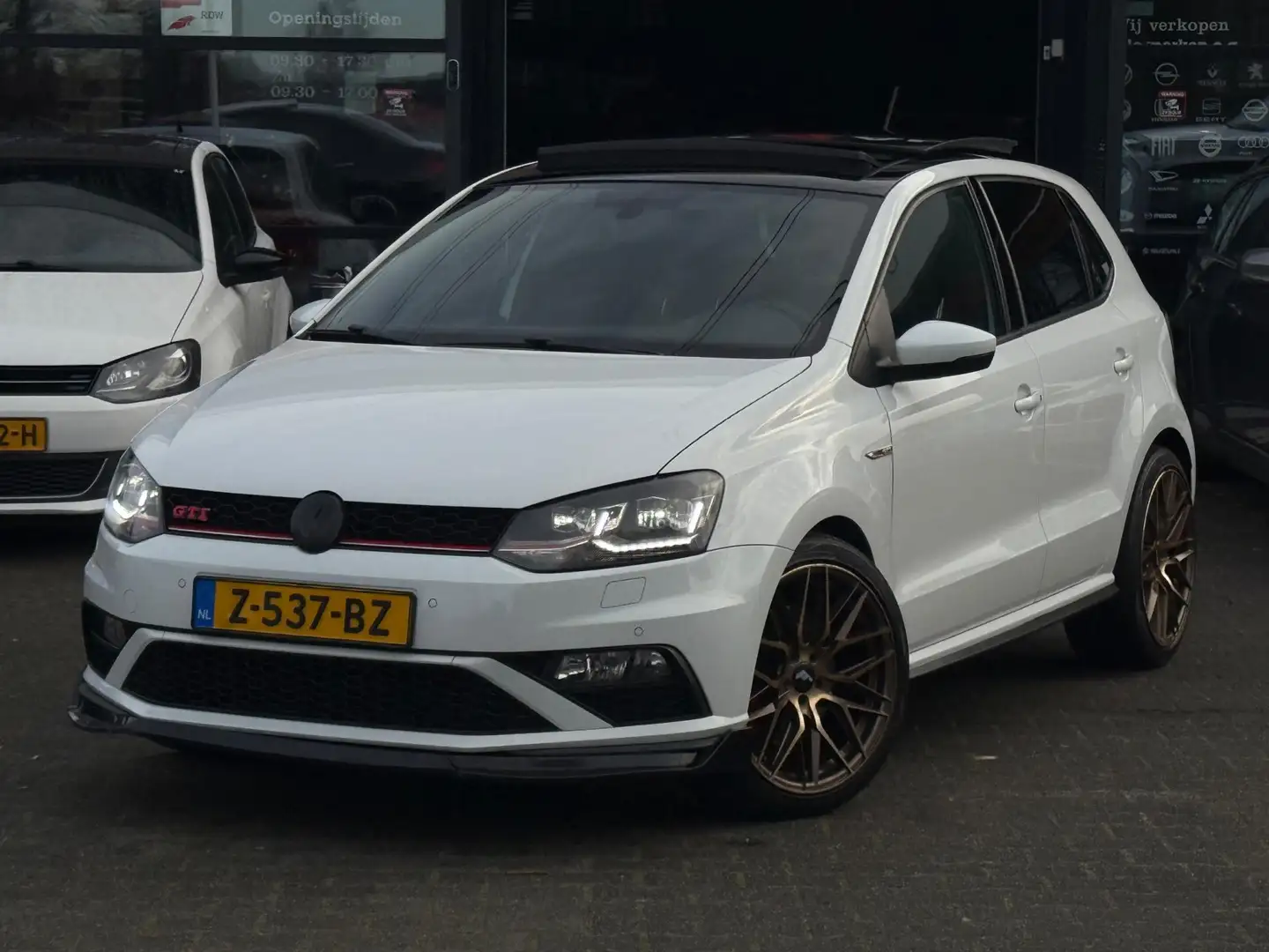 Volkswagen Polo GTI 1.8 TSI PANO/AIRINTAKE/STLVRM/CARPLAY/PDC/APK 31-8 Blanc - 2