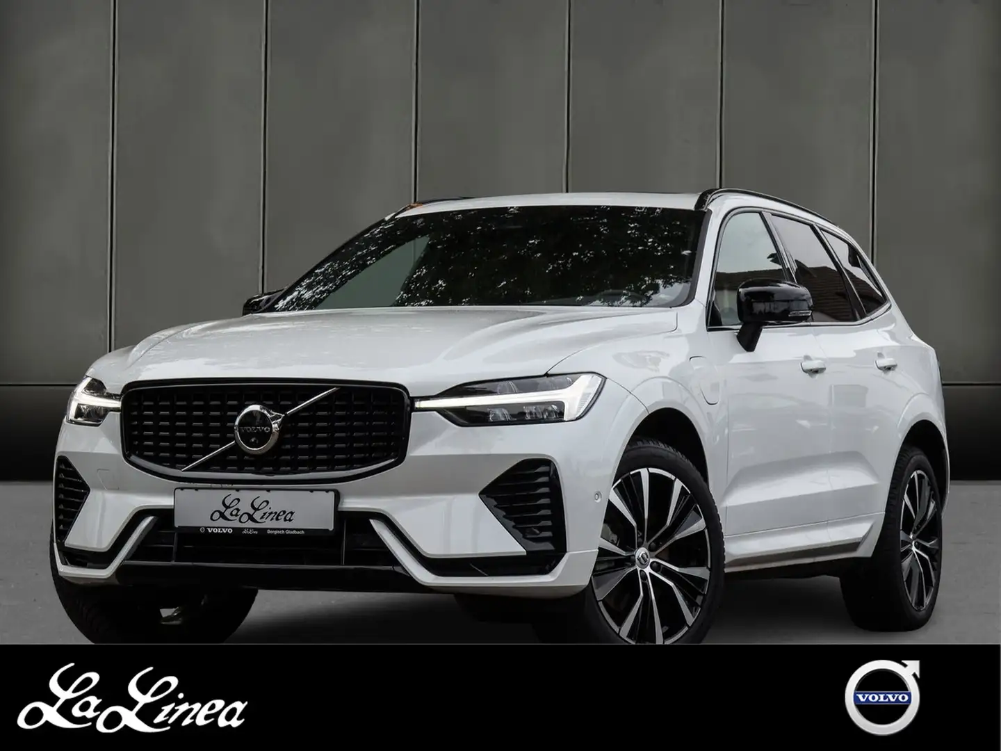 Volvo XC60 T6 R Design Recharge Plug-In Hybrid AWD Weiß - 1