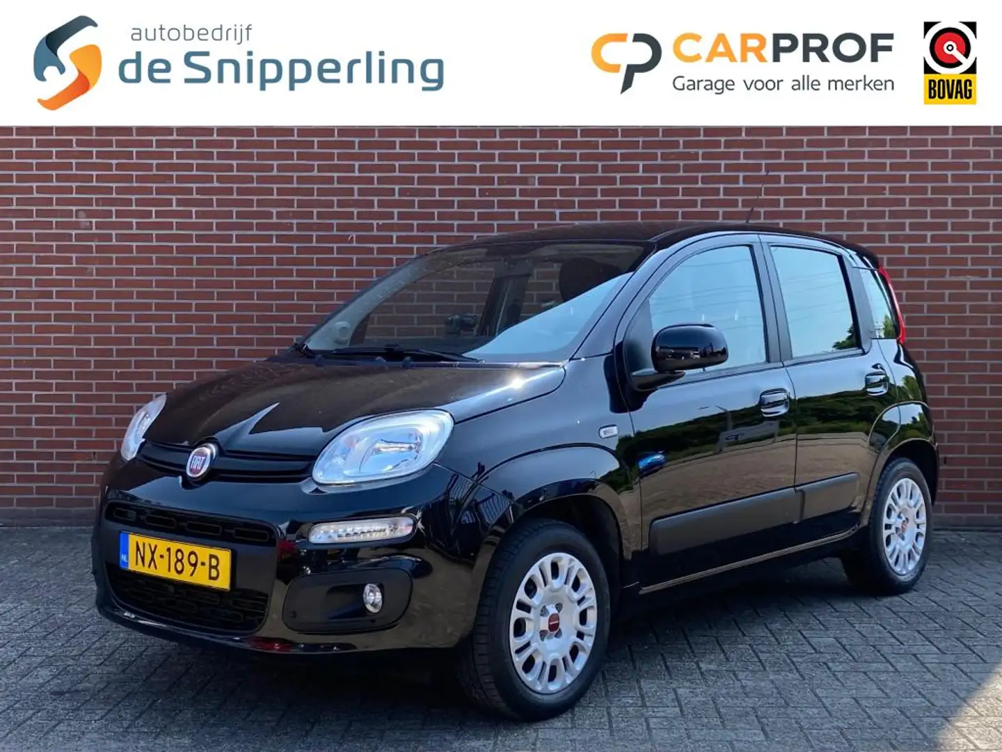 Fiat Panda 0.9 TWINAIR LOUNGE 80 PK AIRCO PDC BLUETOOTH Zwart - 1