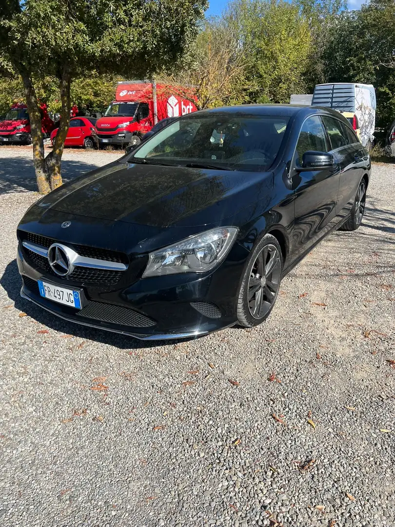 Mercedes-Benz CLA 200 Shooting Brake d Premium 4matic auto FL - 2