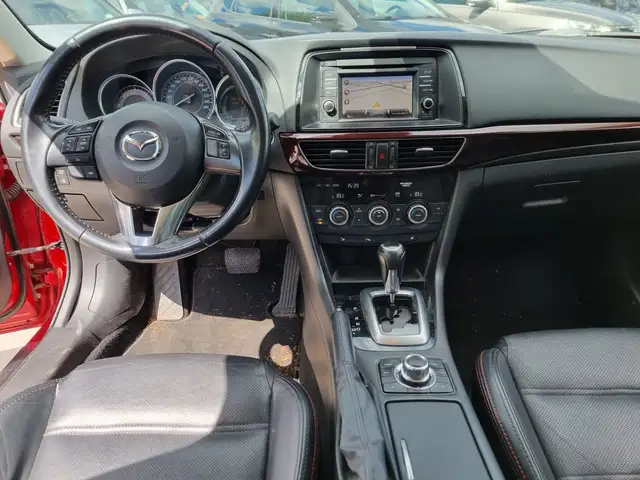 Mazda 6 view 6