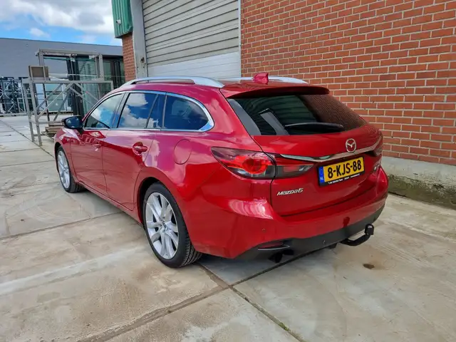Mazda 6 view 4