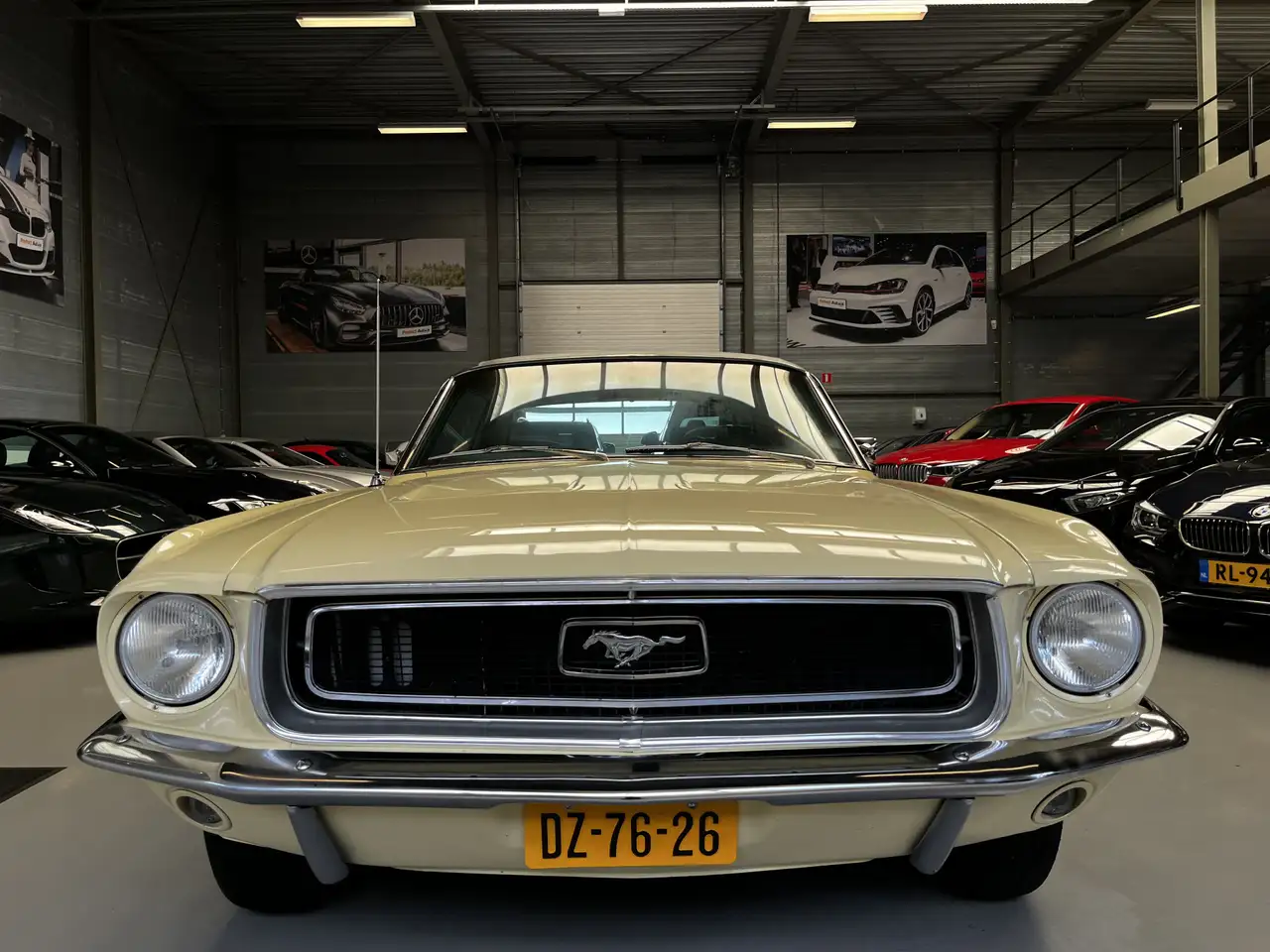 Ford Mustang Schijfremmen, Stuurbekrachtiging, Automaat, foto 8