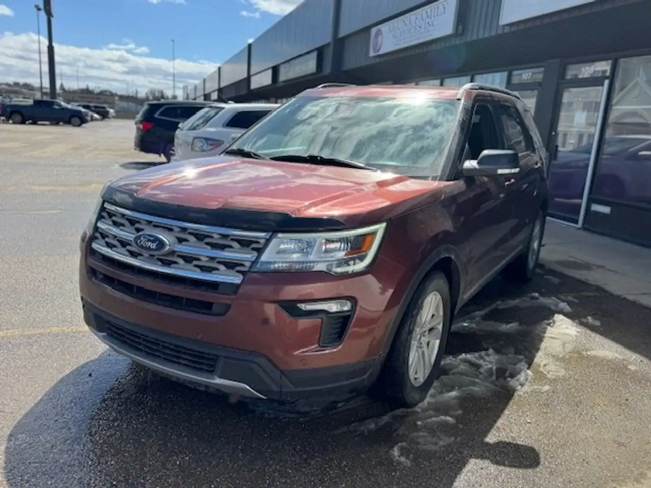 Ford Explorer снимка Ford Explorer