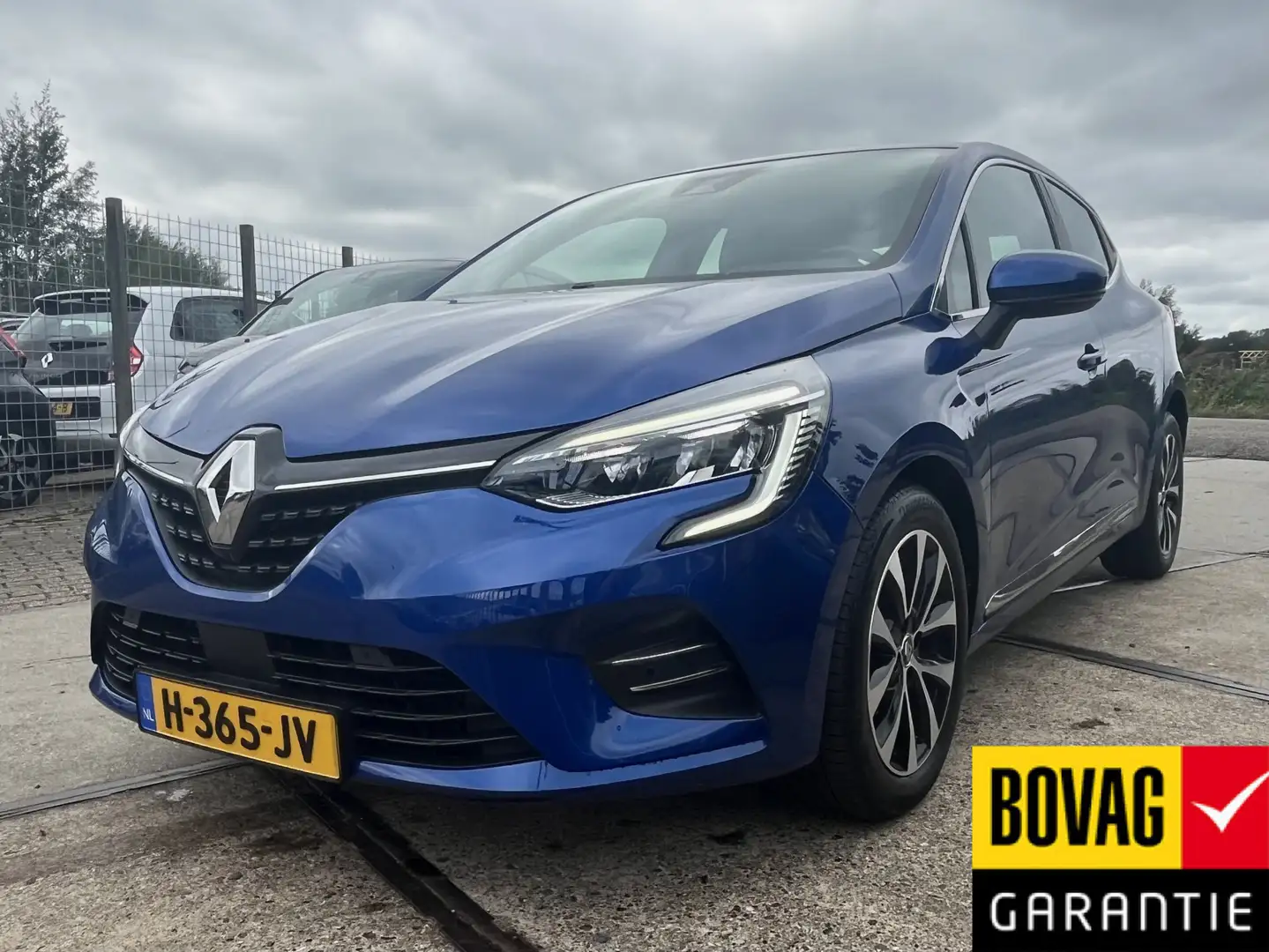 Renault Clio 1.0 TCe Intens Blauw - 1