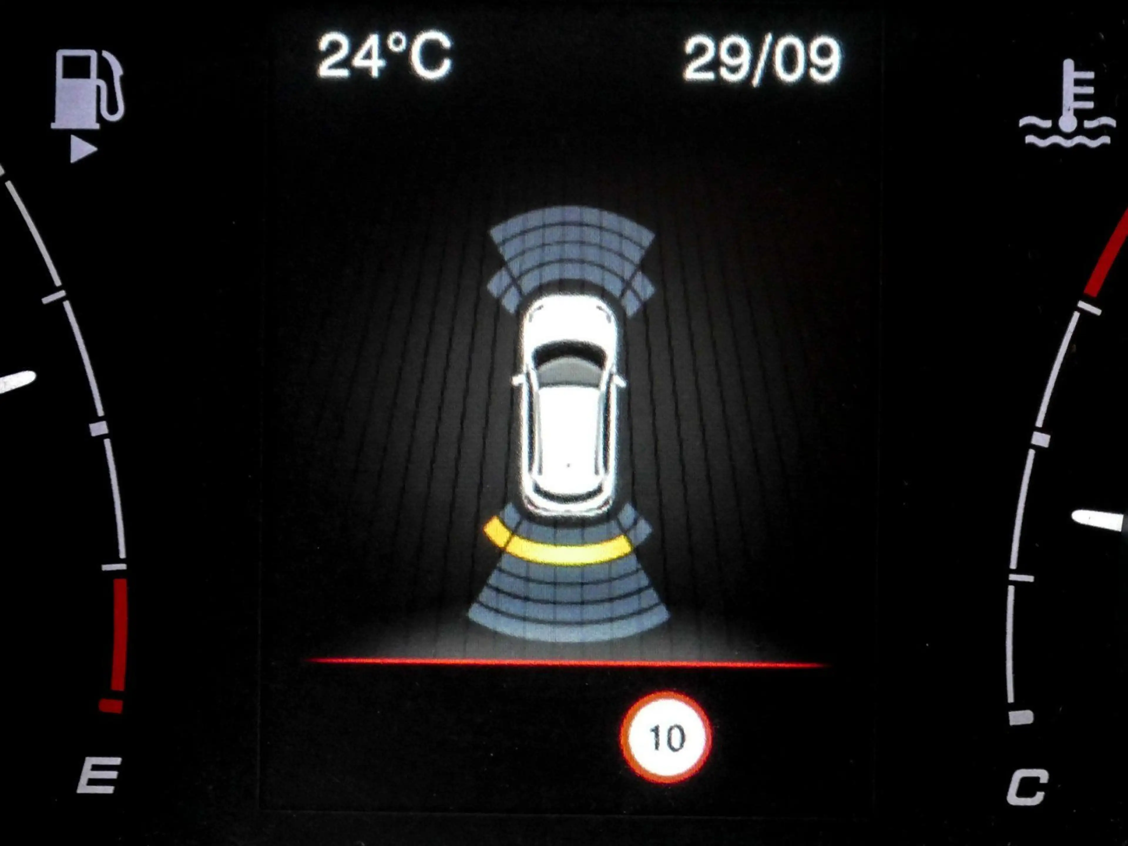 Fiat 500X Sport*Navi*PDC*SHZ*Klimaautomatik*ALU* — photo 13