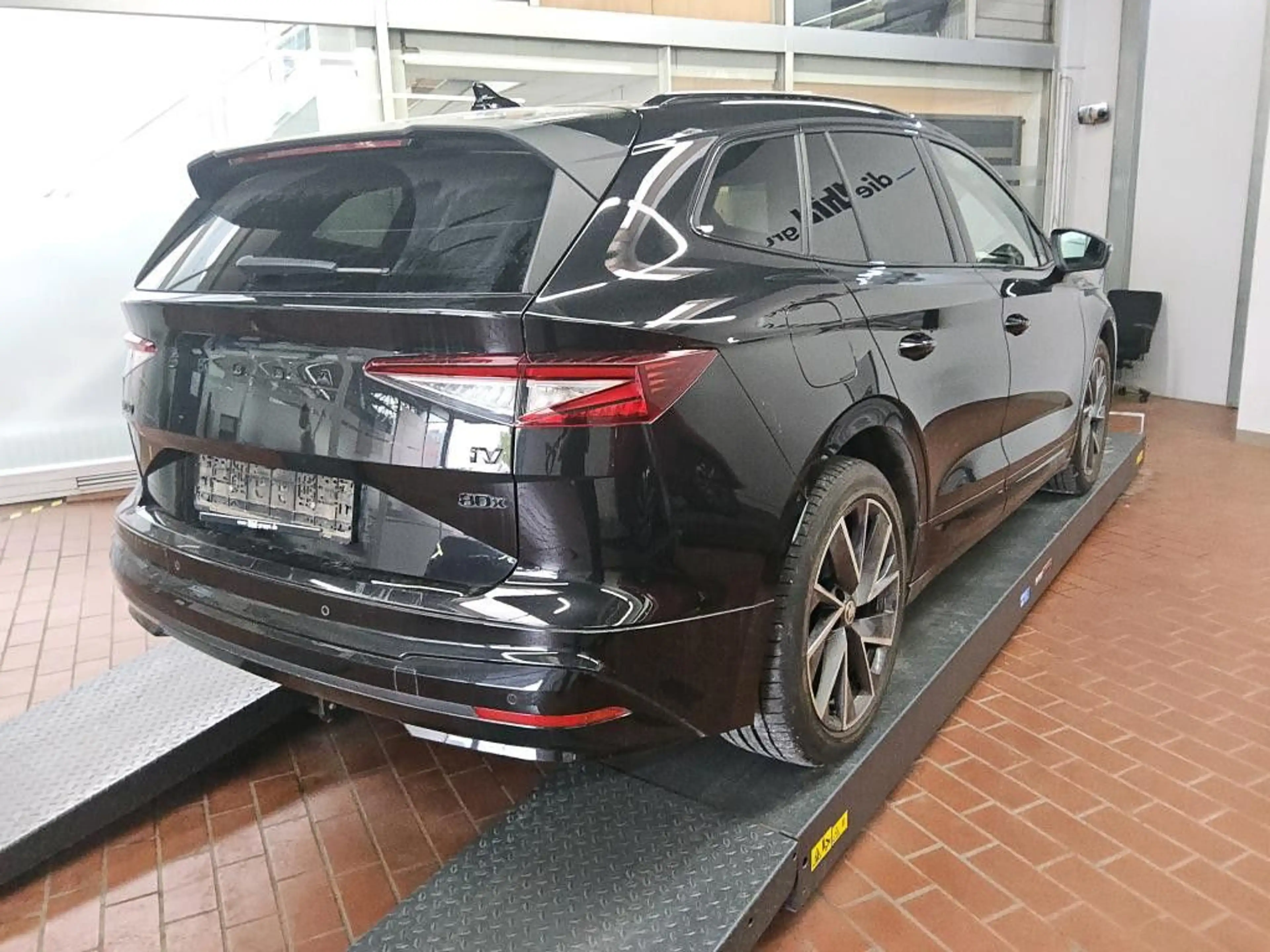 Skoda Enyaq 80 x Sportline Head-Up Canton LED-Matrix — photo 4