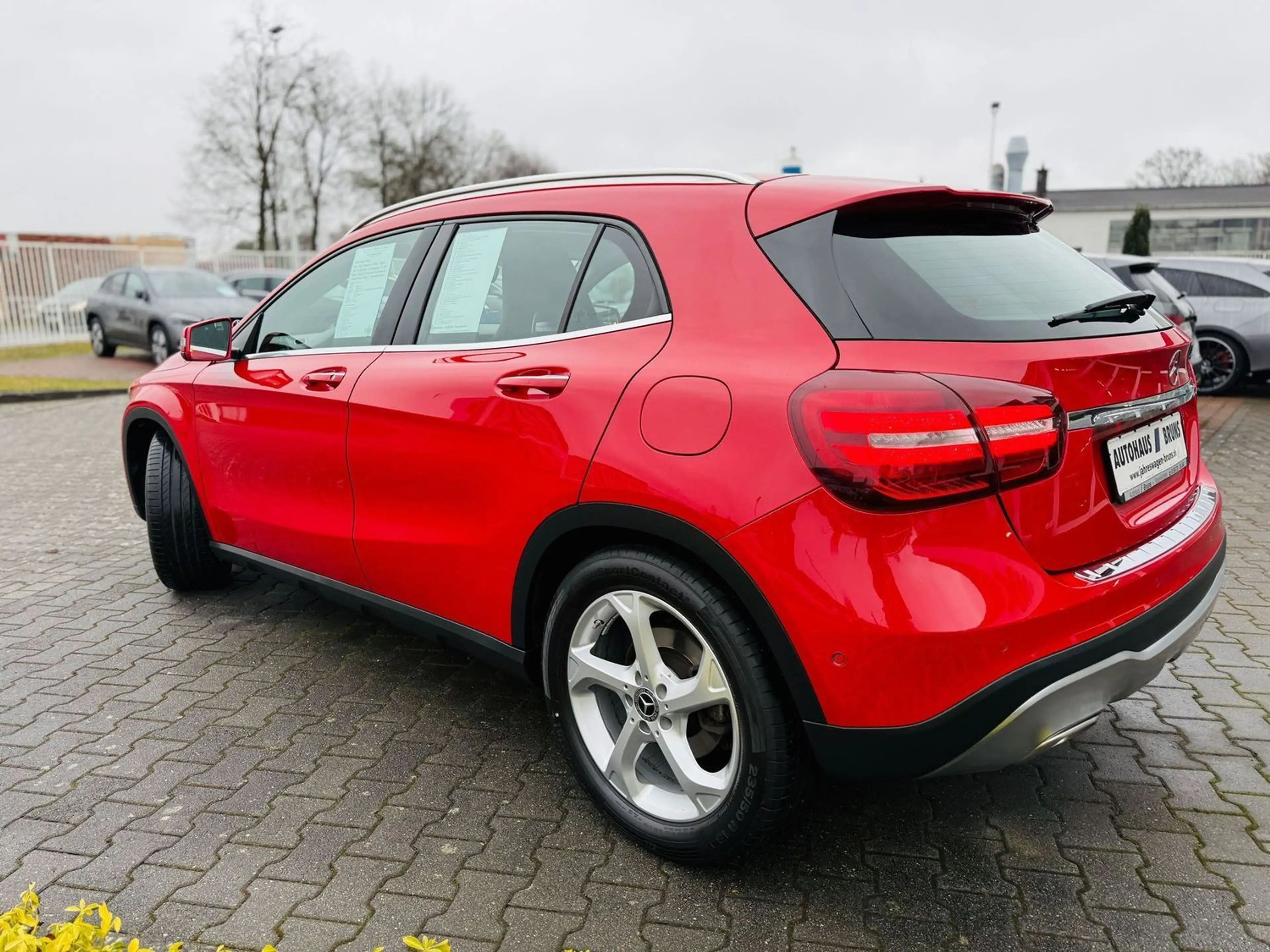 Mercedes-Benz GLA 180 URBAN, Autom., Standh, LED, 360°, Navi, PTS, SHZ, — photo 4