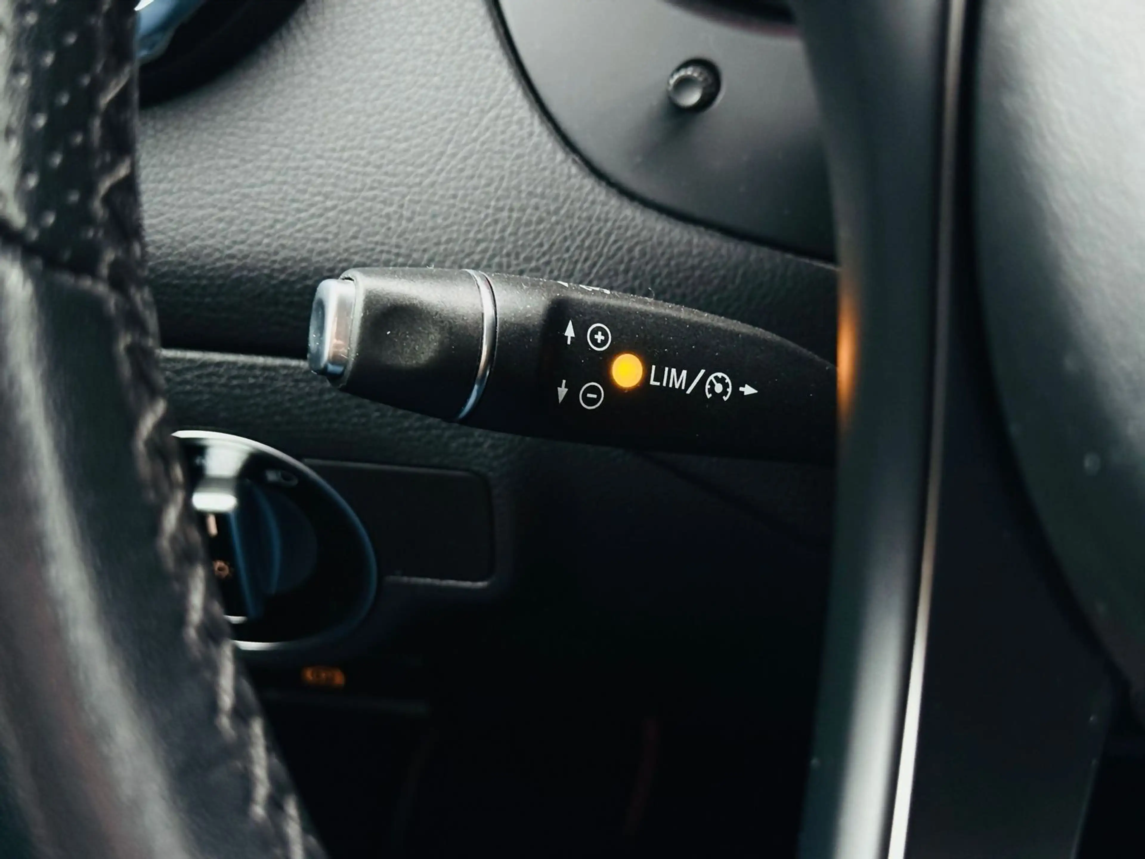 Mercedes-Benz GLA 180 URBAN, Autom., Standh, LED, 360°, Navi, PTS, SHZ, — photo 19