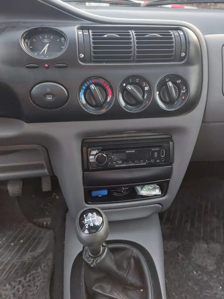 Ford Escort