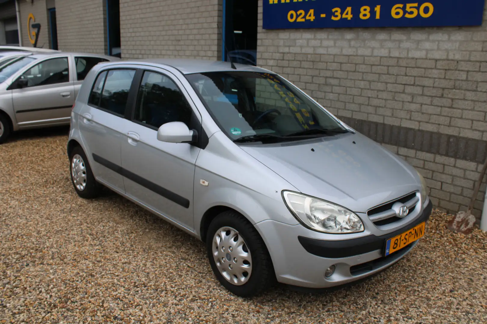Hyundai Getz 1.4i World Cup edition Airco Trekhaak NWE APK Grau - 1
