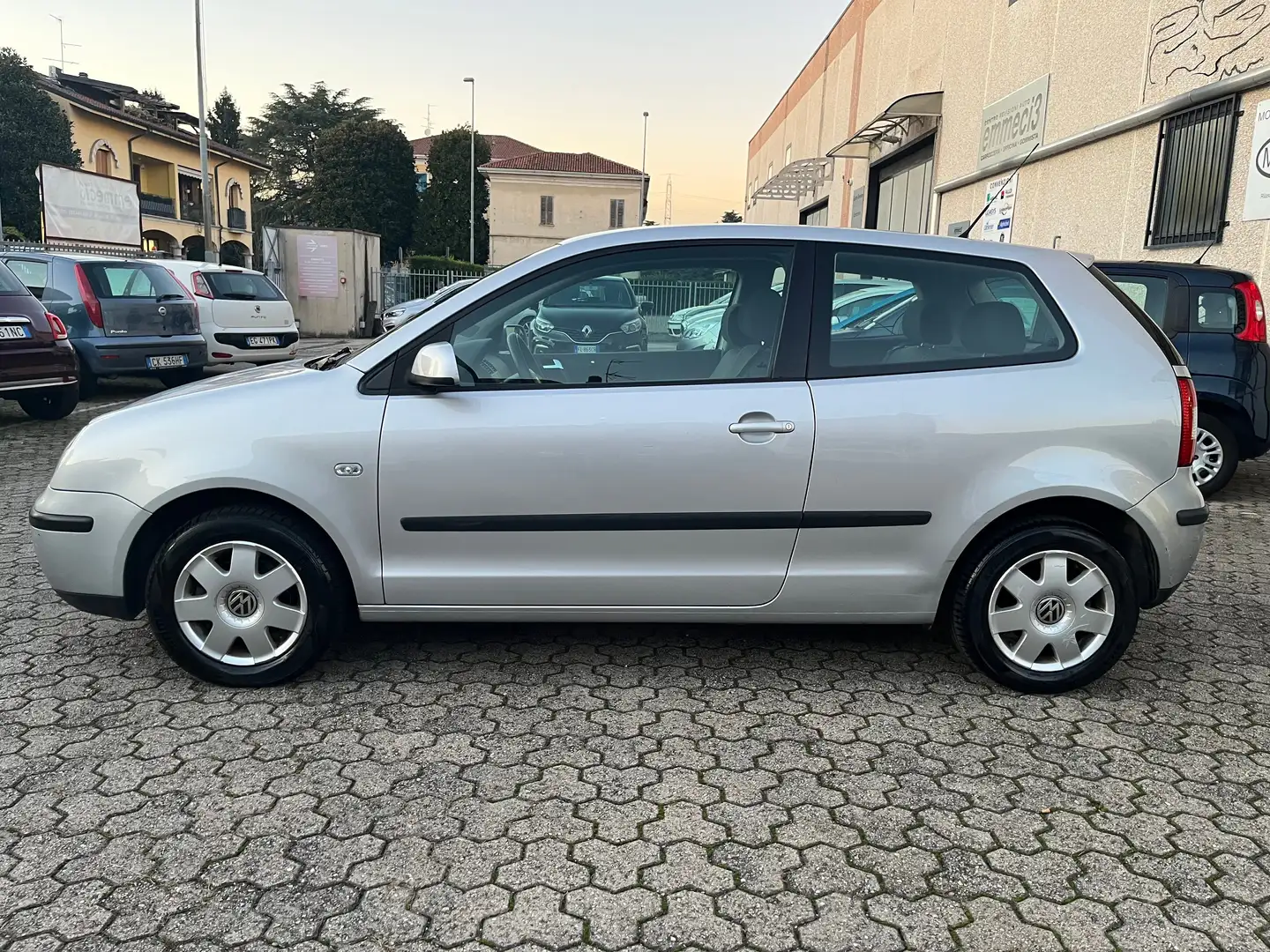 Volkswagen Polo 3p 1.4 Comfortline - EURO 4 - CINGHIA NUOVA Argento - 2