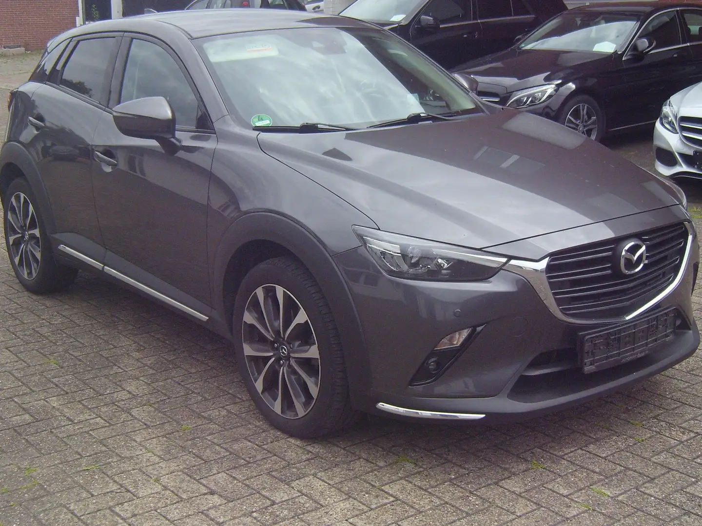 Mazda CX-3 Sports-Line+1 Hand+Automatik+AHK+SHZ+LED+ Grau - 2