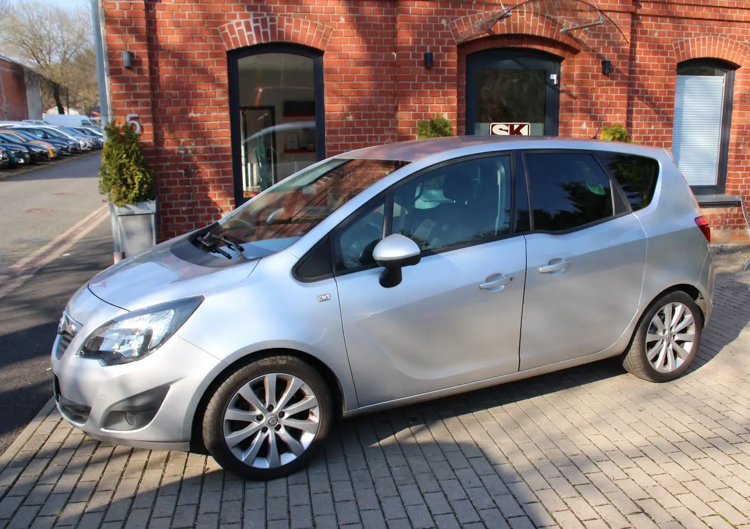 Opel Meriva B Design Edition Plateado - 2