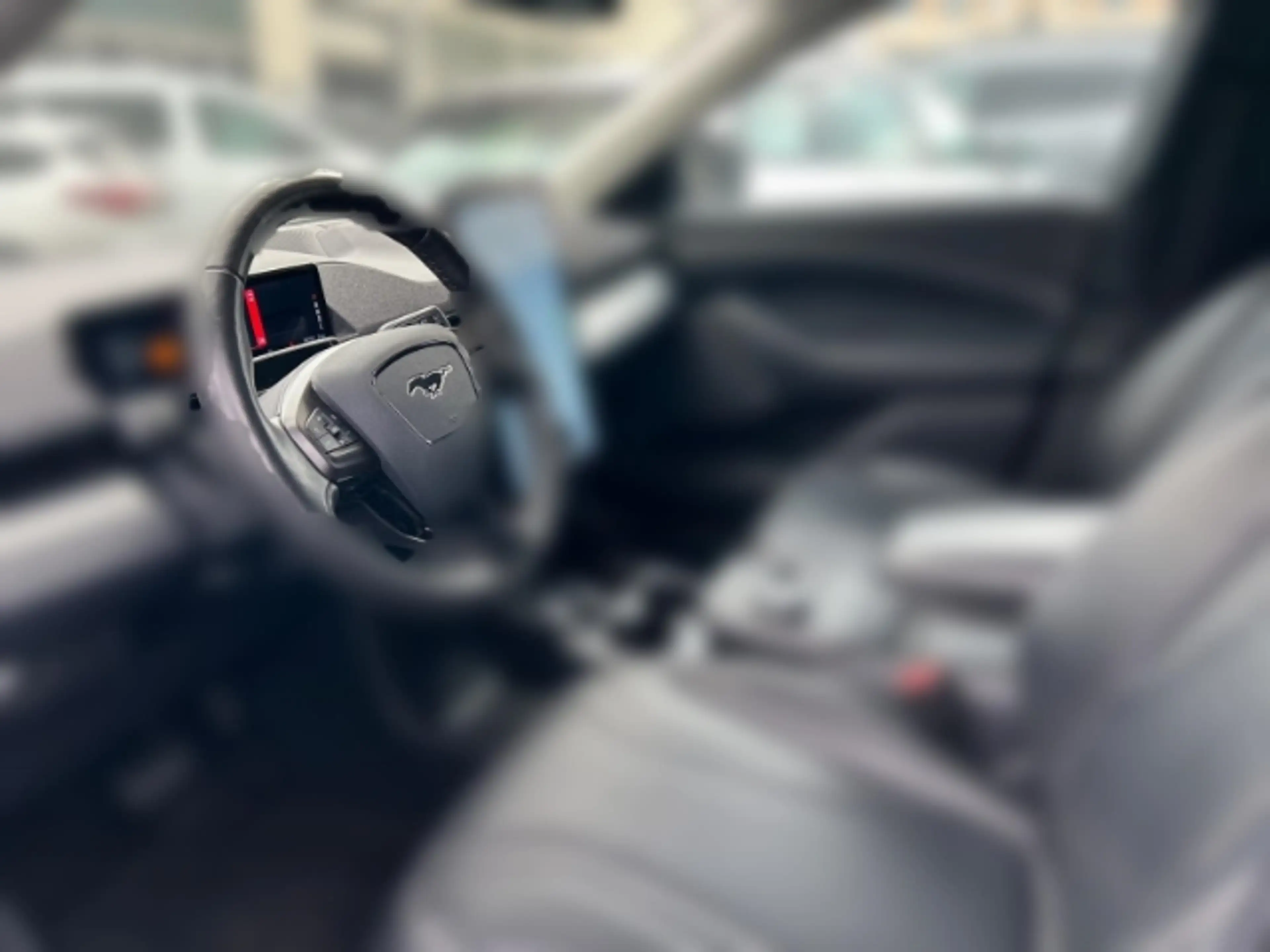 Ford Mustang Mach-E 99 kWh Panorama Navi Digitales Cockpit Memory Sitz — photo 8