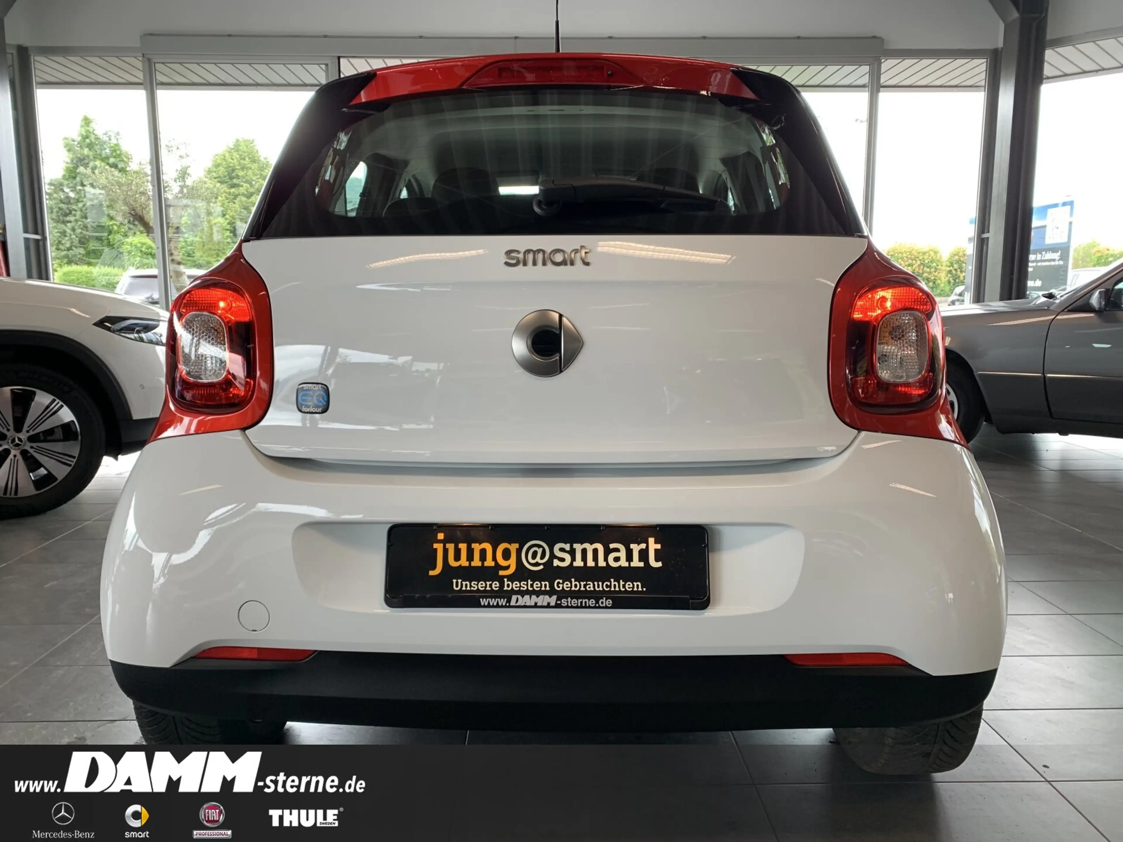 smart forFour EQ  Cool & Audio-Paket/Tempomat/DAB/e FH Klima/BC/eFH./smart Audio-System mit Digitales Radio/Volldach — photo 7